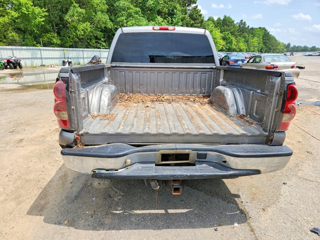 2007 Chevrolet Silverado K1500 Classic Crew Cab Gray vin: 2GCEK13Z771104743
