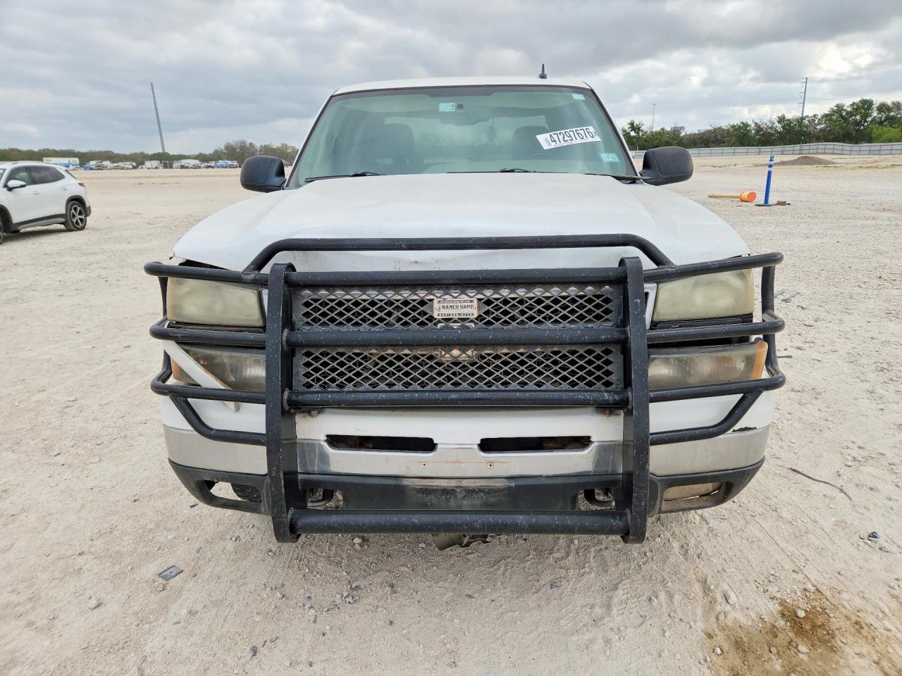 2007 Chevrolet Silverado K1500 Classic Crew Cab White vin: 2GCEK13Z871181802