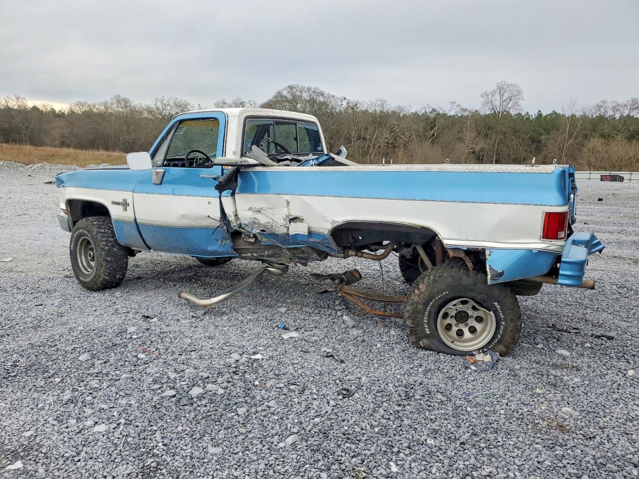 1983 Chevrolet K10 Blue vin: 2GCEK14HXD1137303