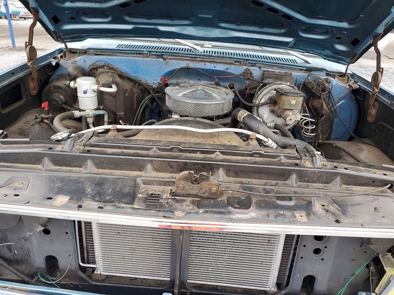 1983 Chevrolet K10 Blue vin: 2GCEK14HXD1137303