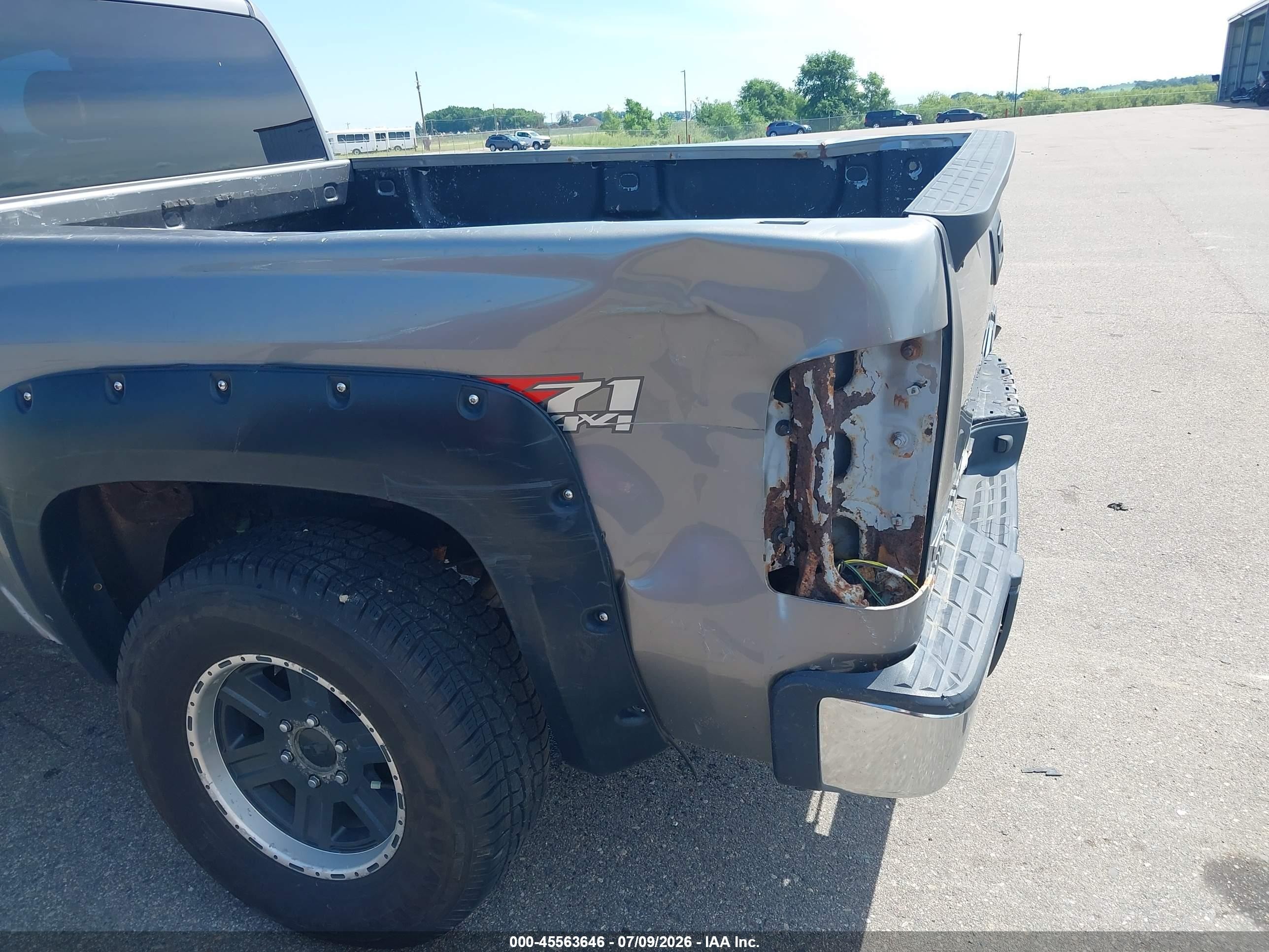 2007 Chevrolet Silverado 1500 Lt1 Серый vin: 2GCEK190271699459