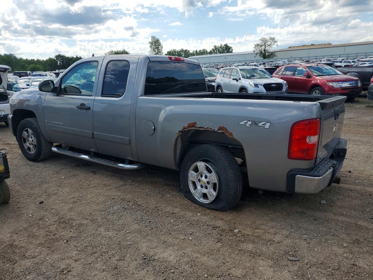 2008 Chevrolet Silverado K1500 Silver vin: 2GCEK190481187168