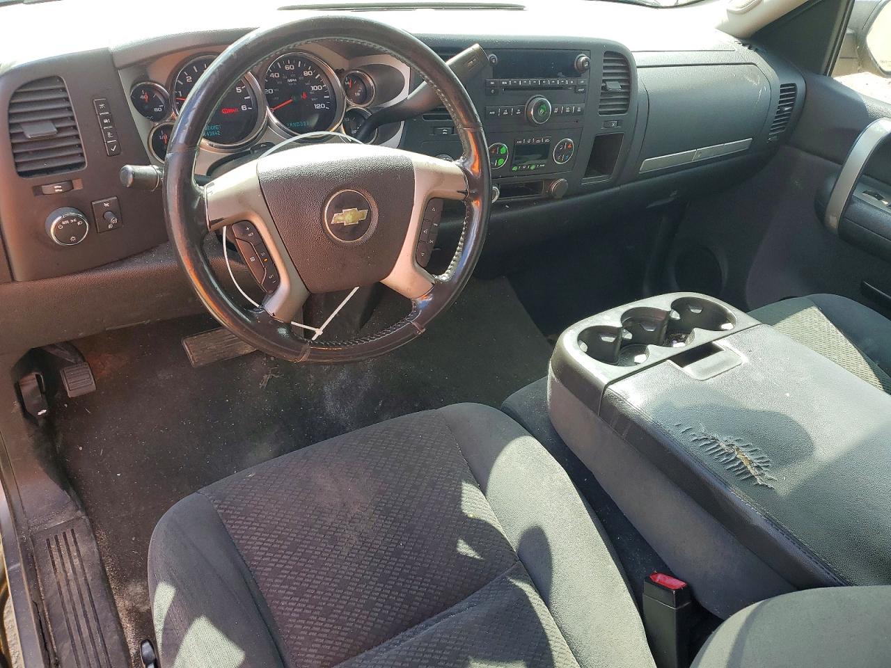 2008 Chevrolet Silverado K1500 Silver vin: 2GCEK190481187168