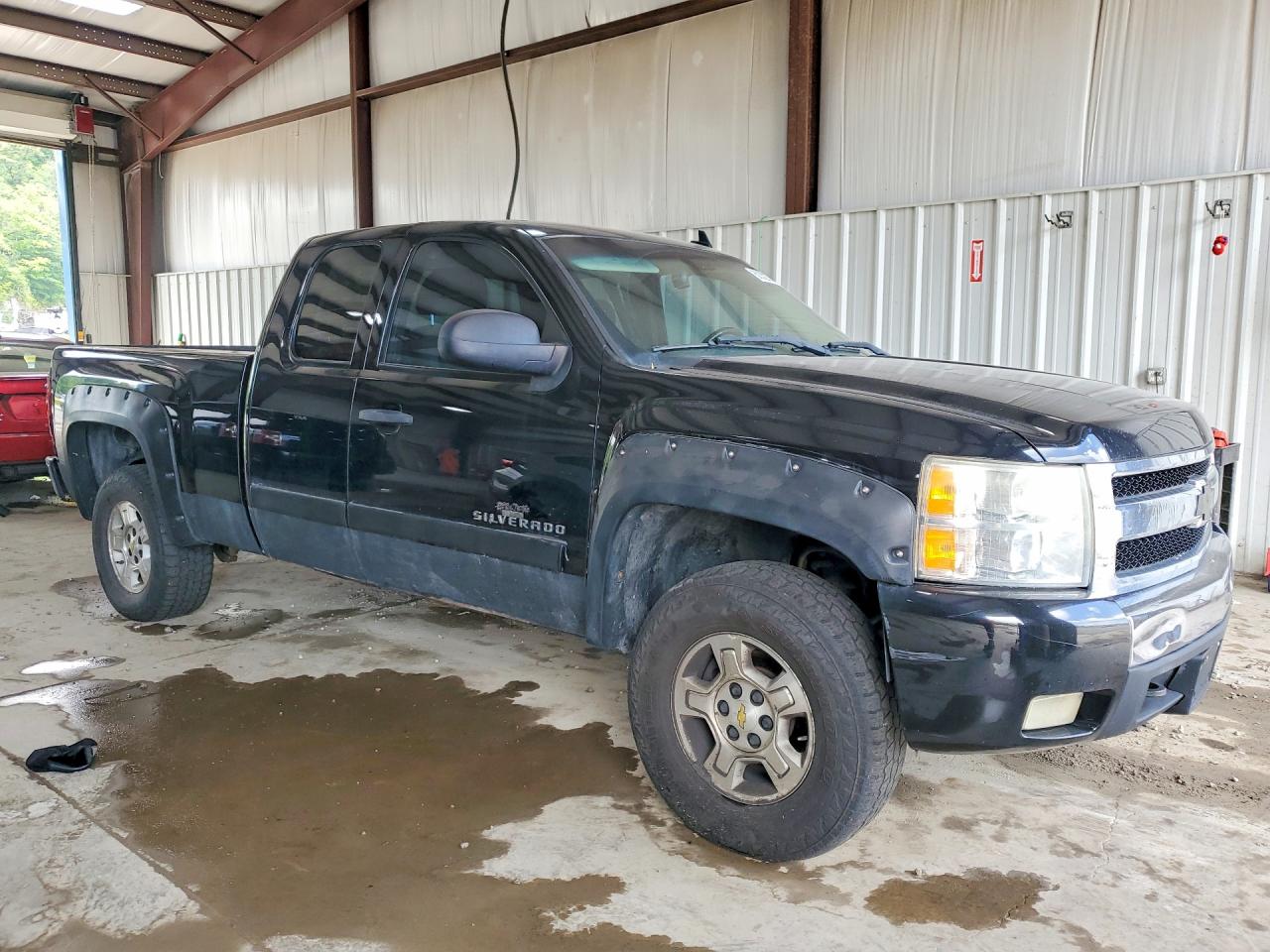 2008 Chevrolet Silverado K1500 Black vin: 2GCEK190681104162