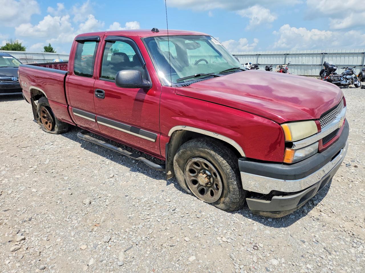 2005 Chevrolet Silverado K1500 Red vin: 2GCEK19B051330257