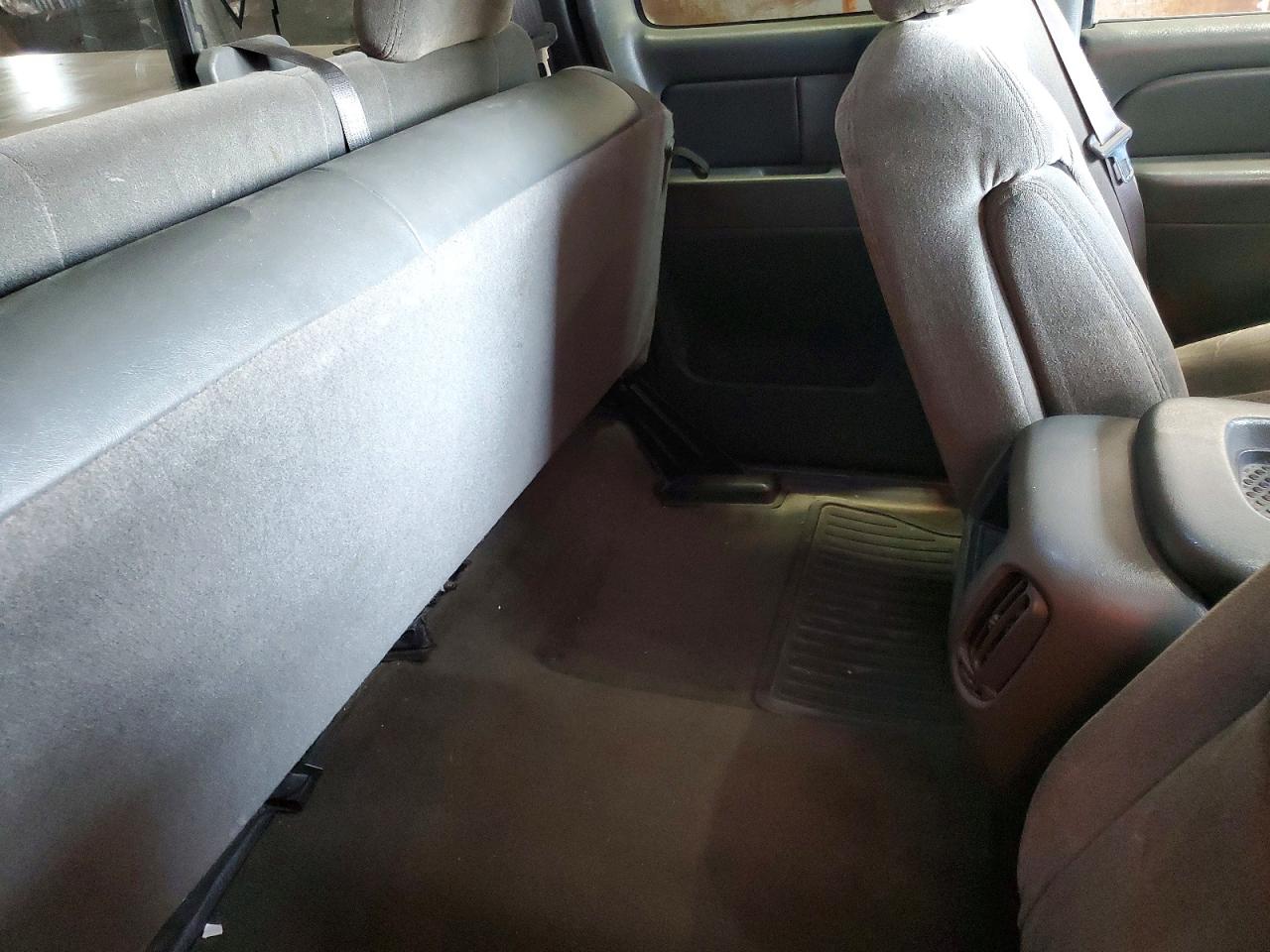 2006 Chevrolet Silverado K1500 Gray vin: 2GCEK19B361242014