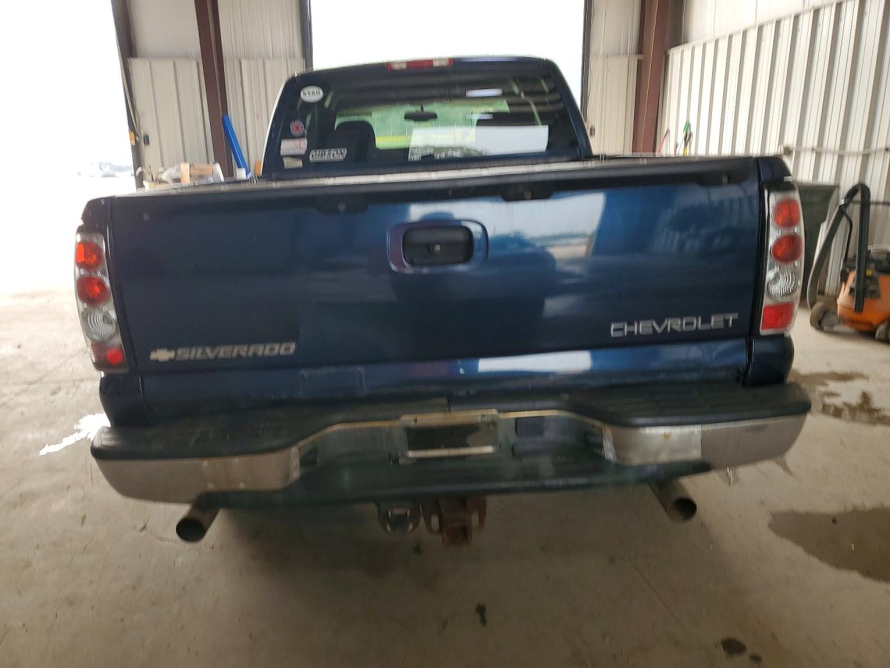 2005 Chevrolet Silverado K1500 Blue vin: 2GCEK19B451312201