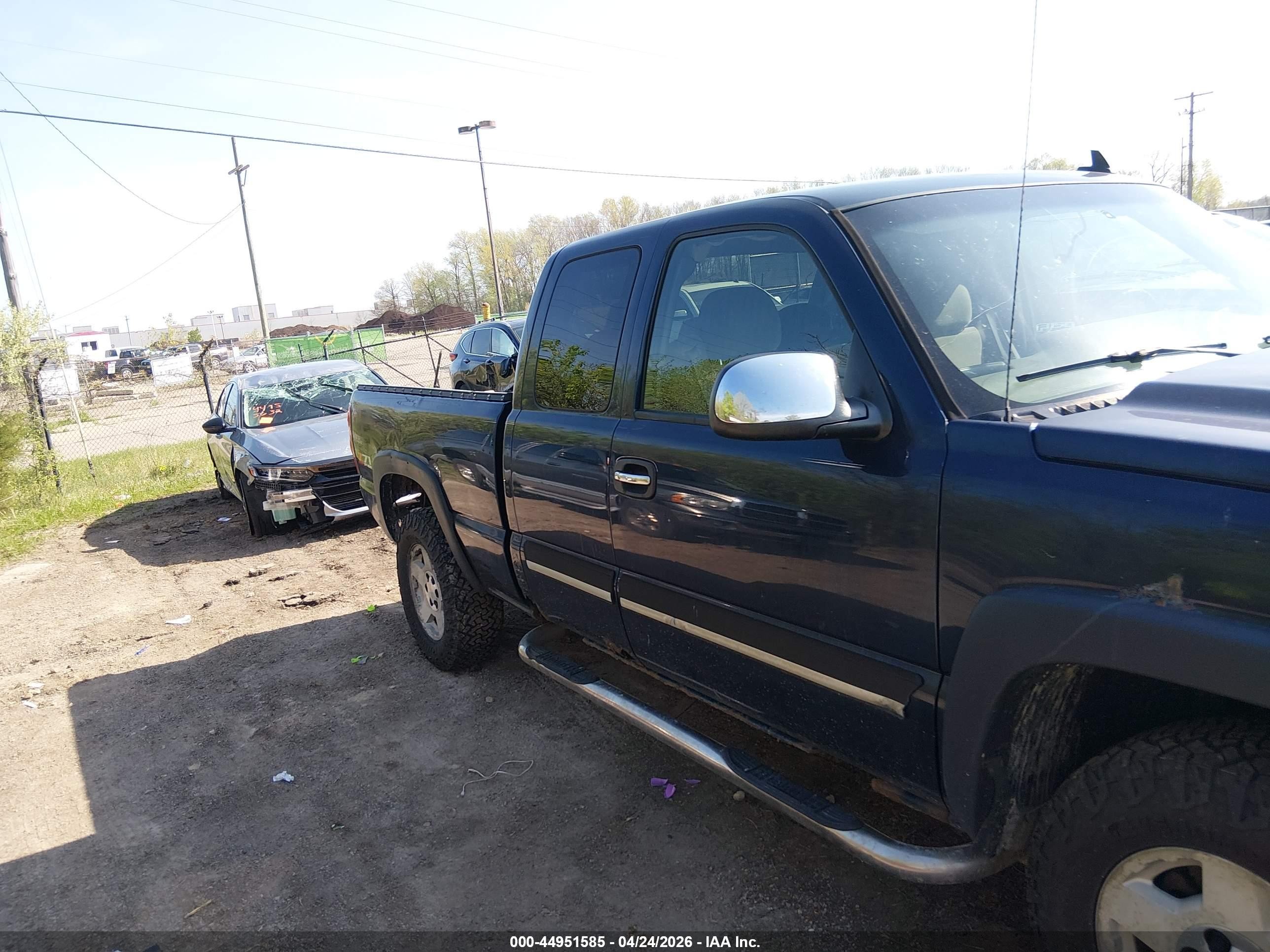 2006 Chevrolet Silverado 1500 Lt1 Navy vin: 2GCEK19B461302298