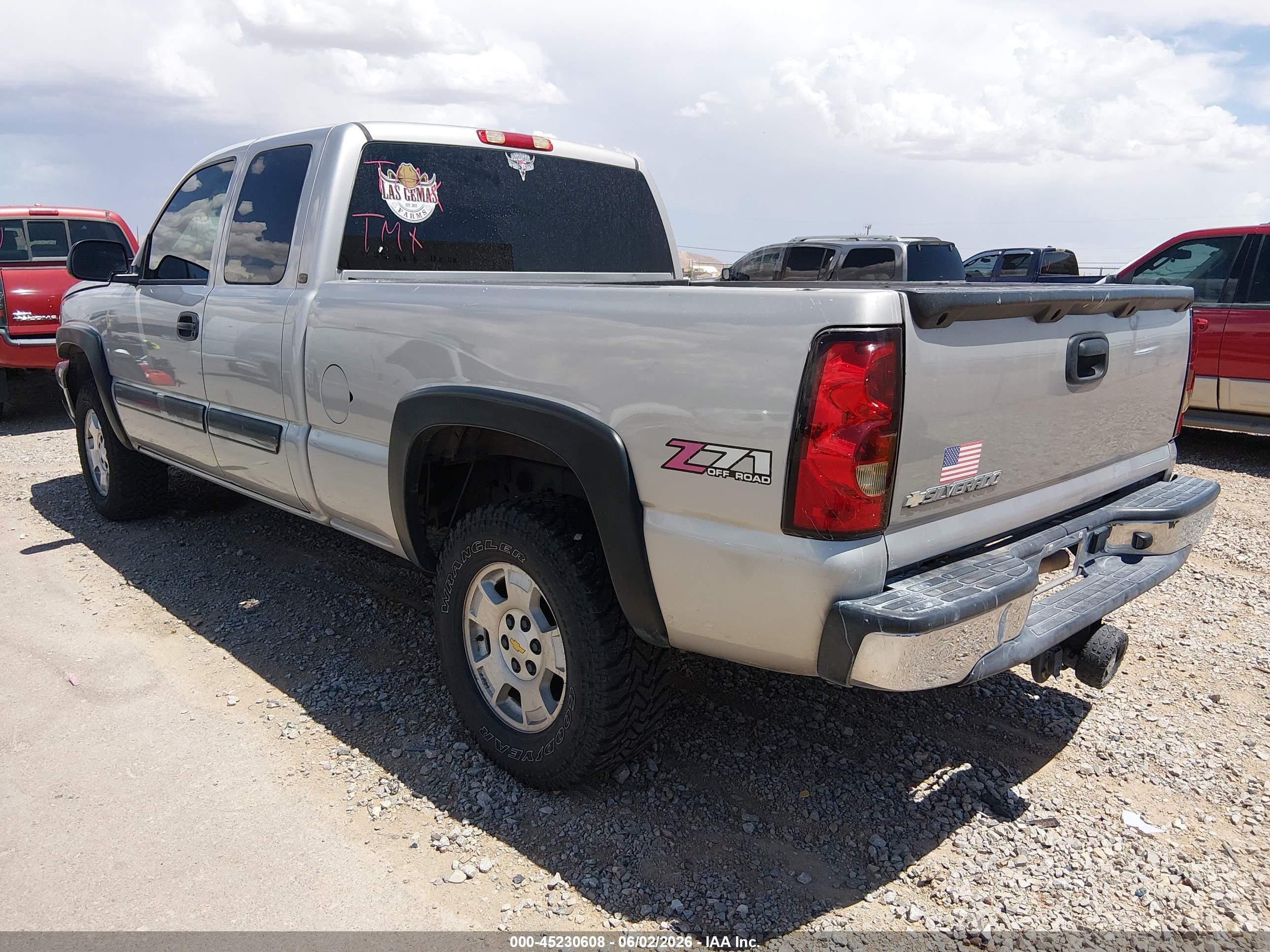 2006 Chevrolet Silverado 1500 Lt1 Silver vin: 2GCEK19B561106161