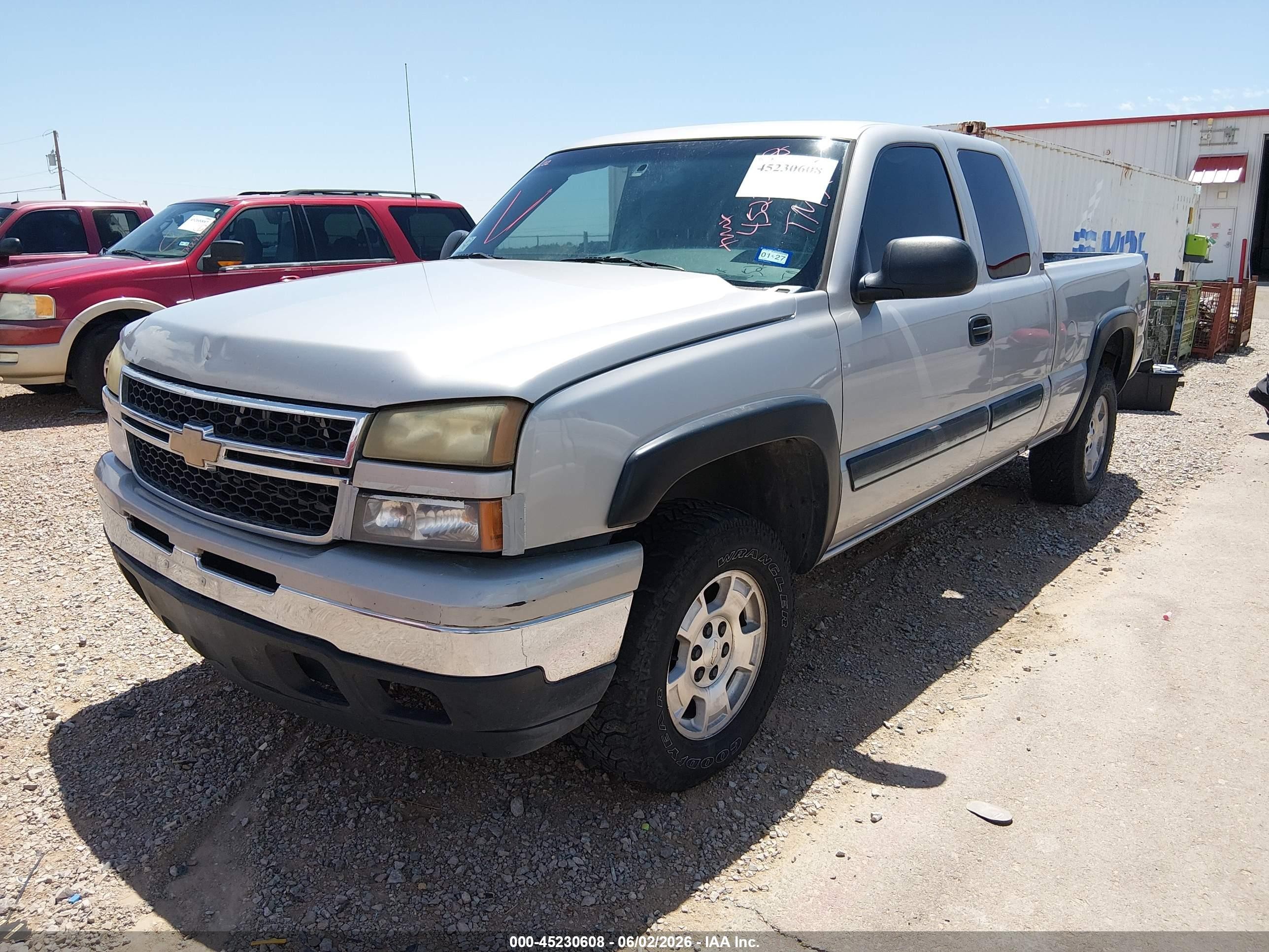 2006 Chevrolet Silverado 1500 Lt1 Silver vin: 2GCEK19B561106161