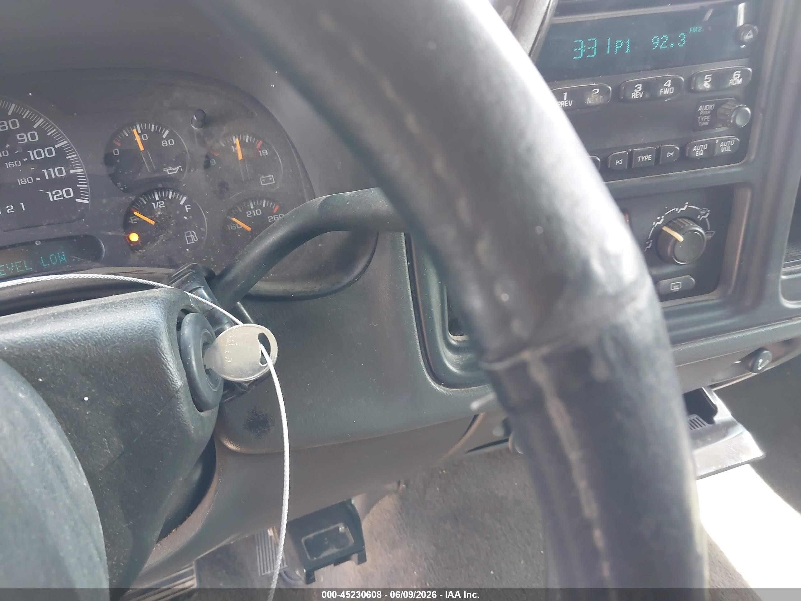 2006 Chevrolet Silverado 1500 Lt1 Silver vin: 2GCEK19B561106161