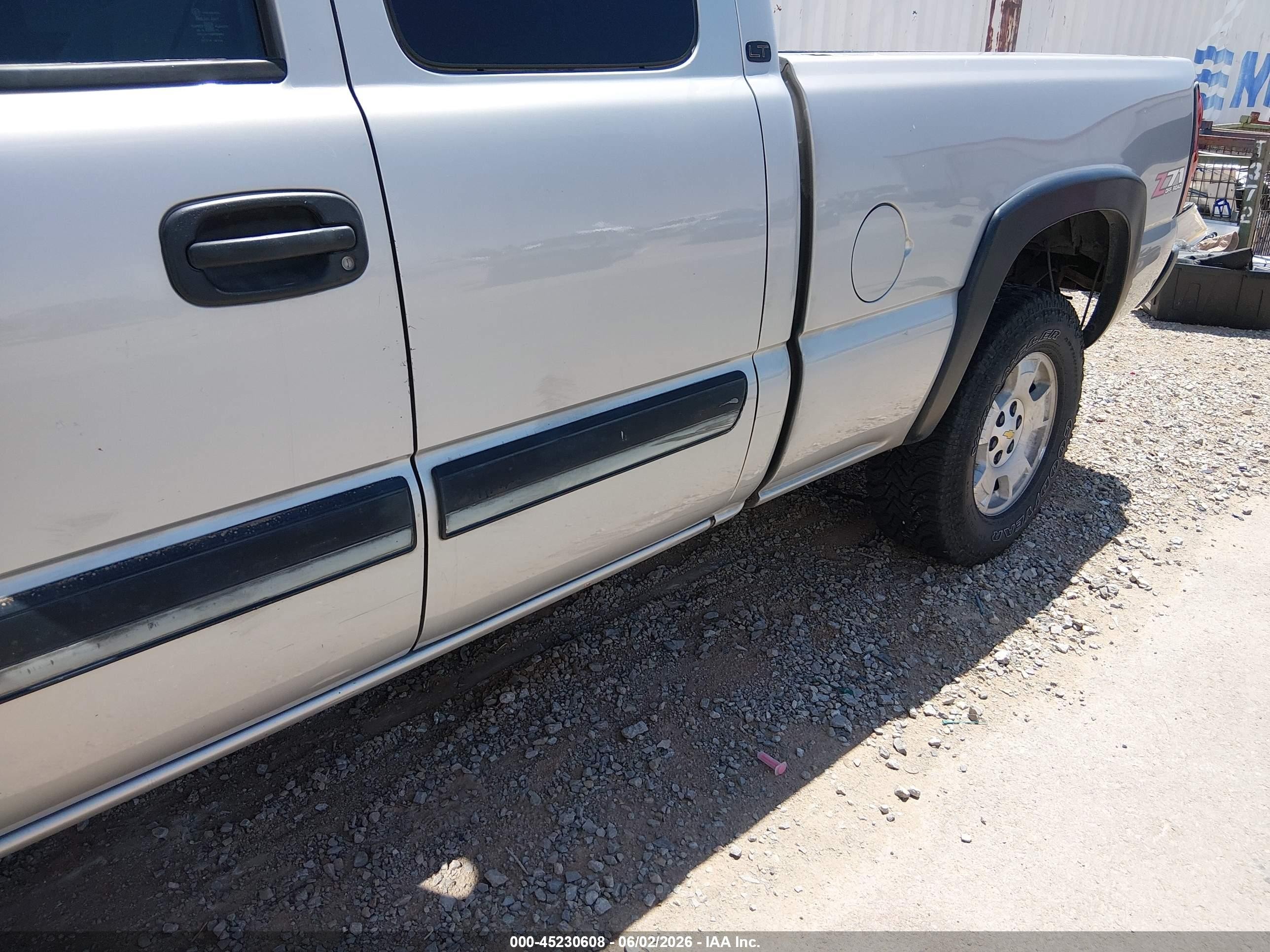 2006 Chevrolet Silverado 1500 Lt1 Silver vin: 2GCEK19B561106161