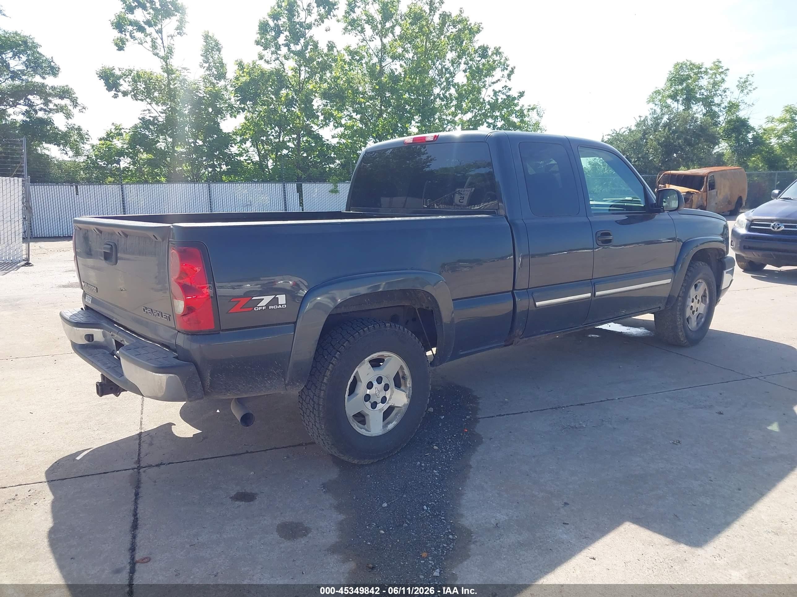 2005 Chevrolet Silverado 1500 Z71 Black vin: 2GCEK19B751339070
