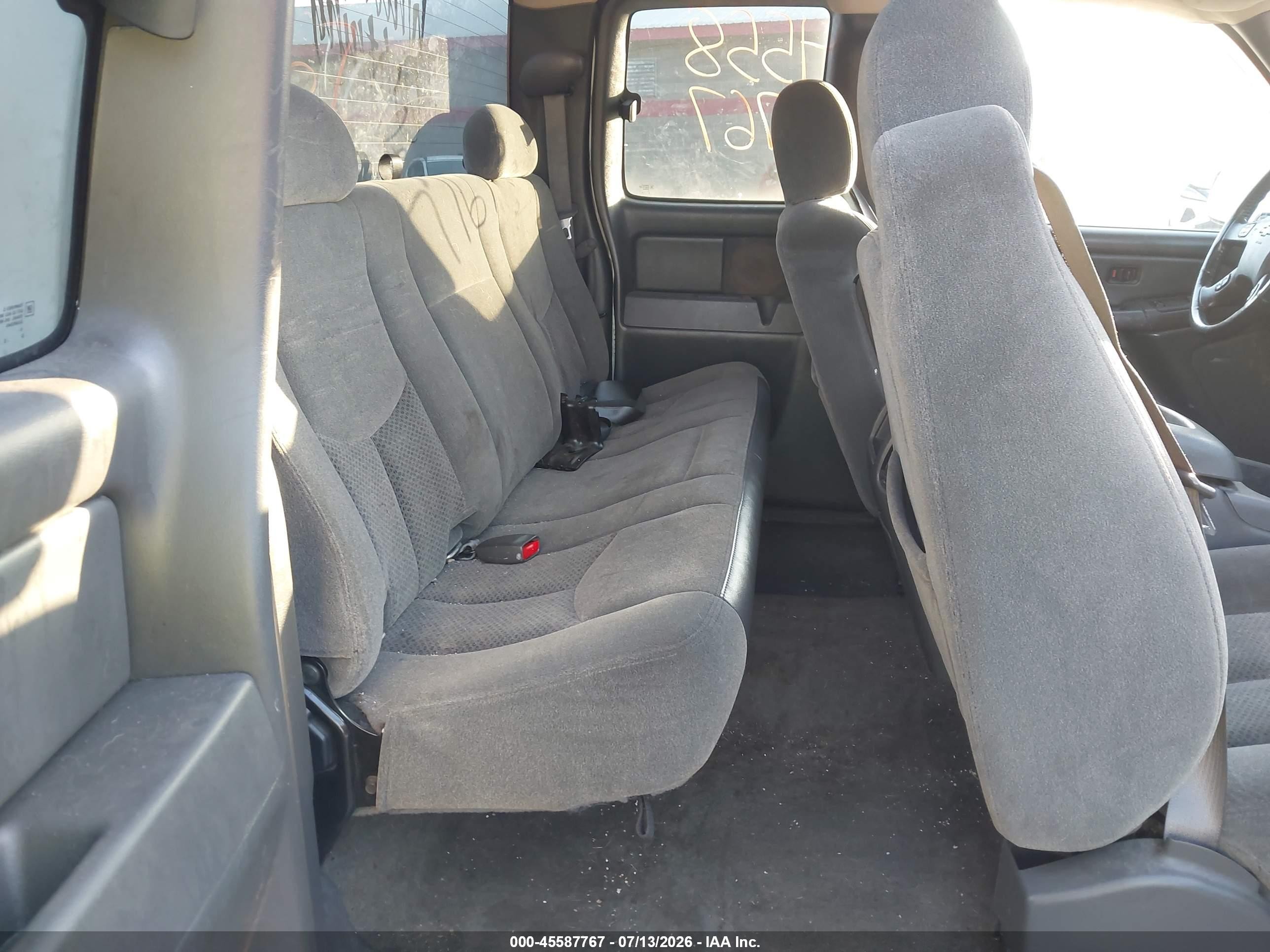 2005 Chevrolet Silverado 1500 Z71 White vin: 2GCEK19BX51229341
