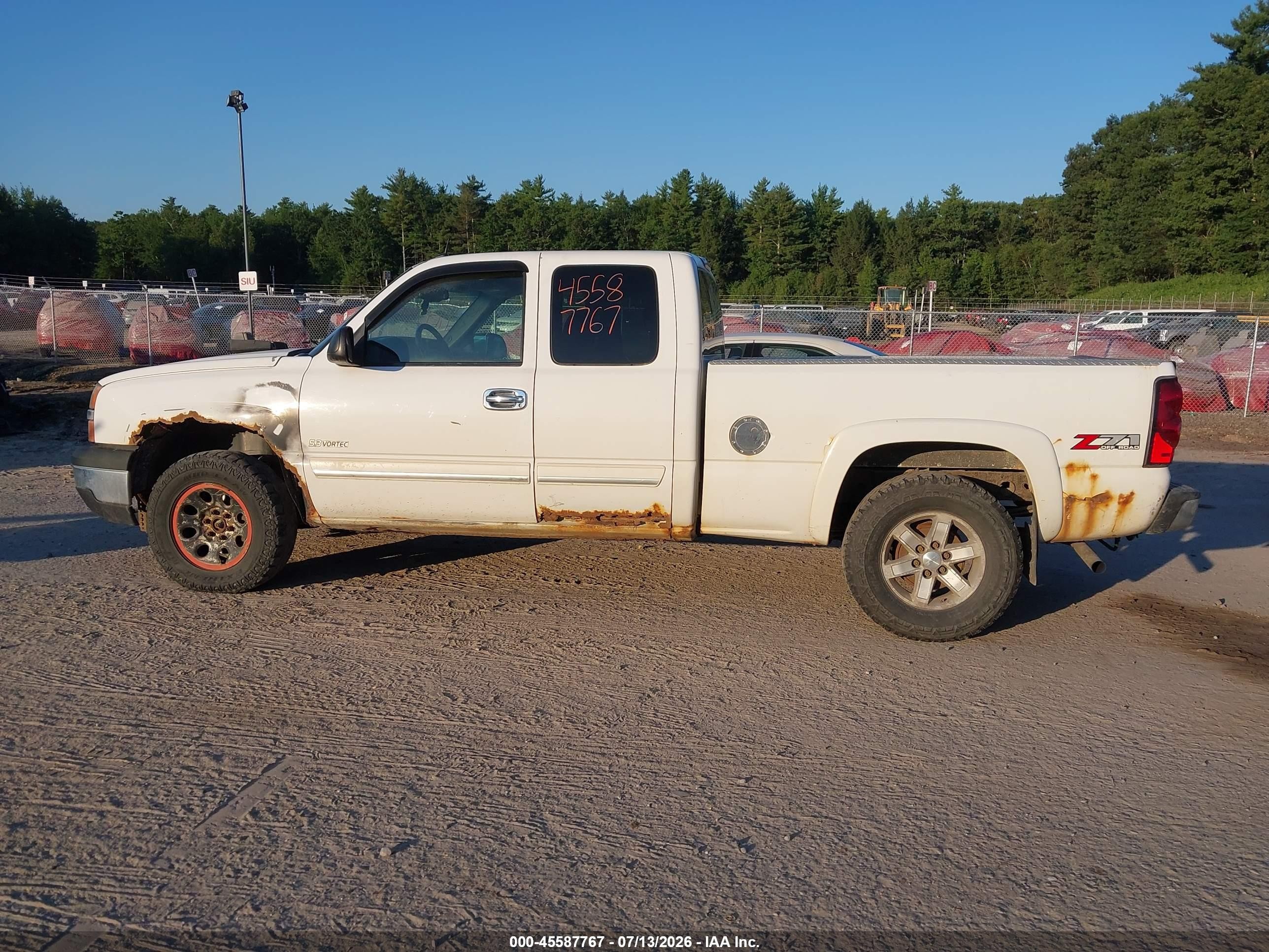 2005 Chevrolet Silverado 1500 Z71 White vin: 2GCEK19BX51229341
