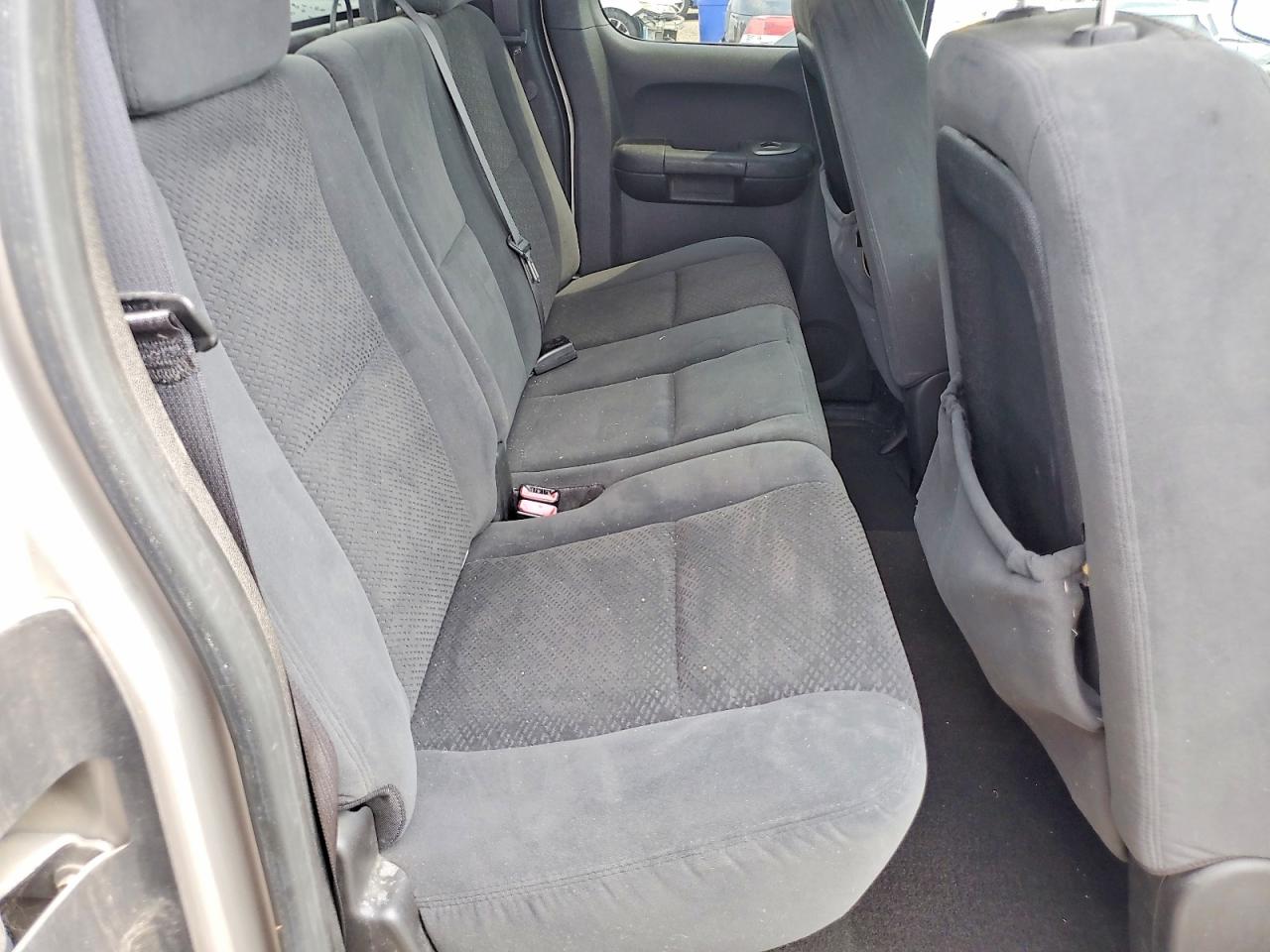 2007 Chevrolet Silverado K1500 Silver vin: 2GCEK19J071584495
