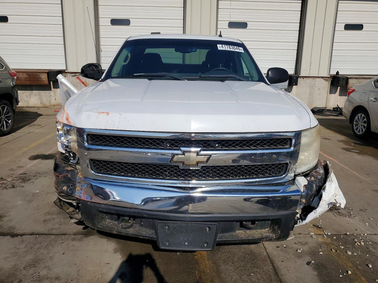 2008 Chevrolet Silverado K1500 White vin: 2GCEK19J181217039