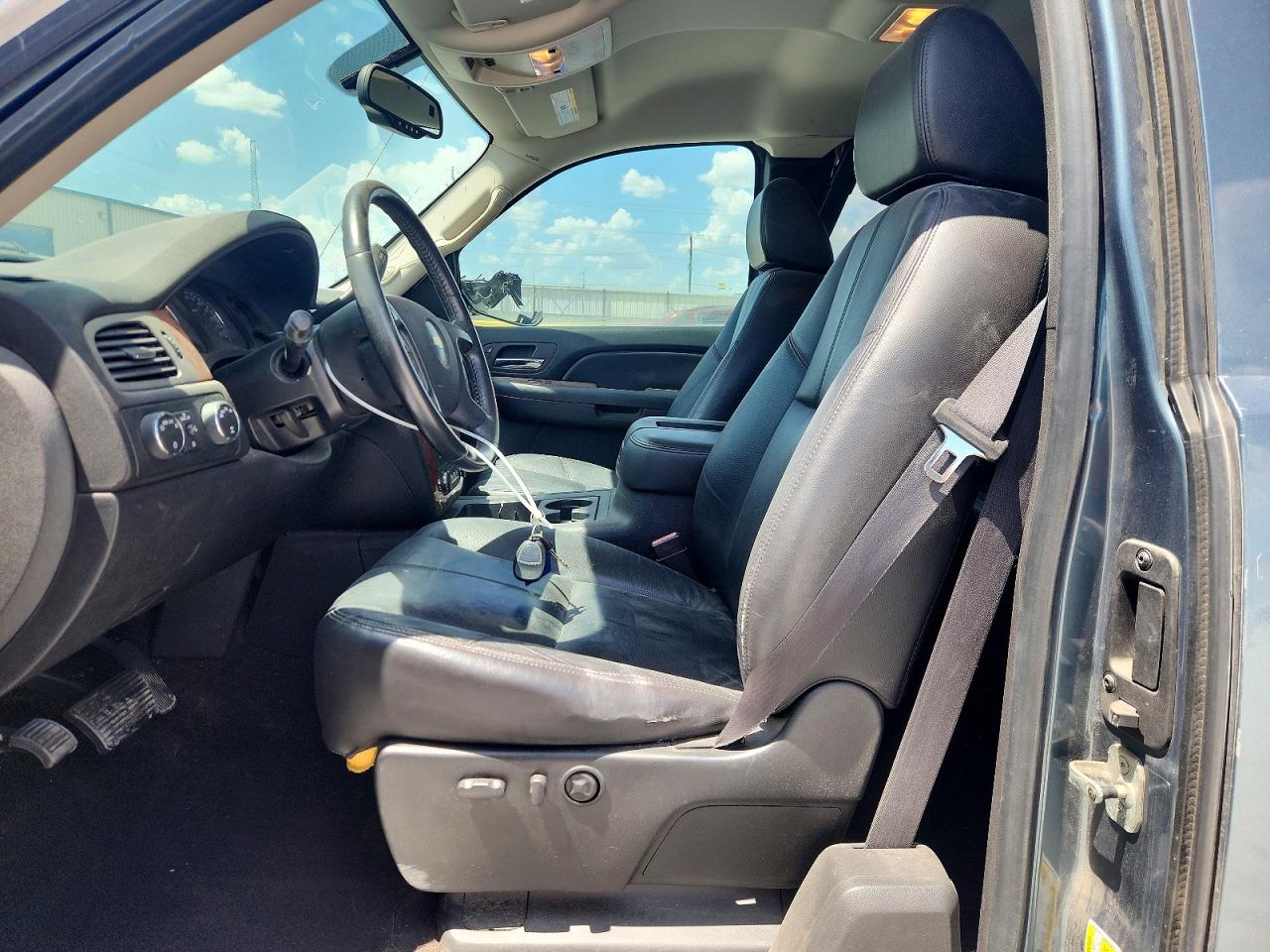 2008 Chevrolet Silverado K1500 Бирюзовый vin: 2GCEK19J181290878