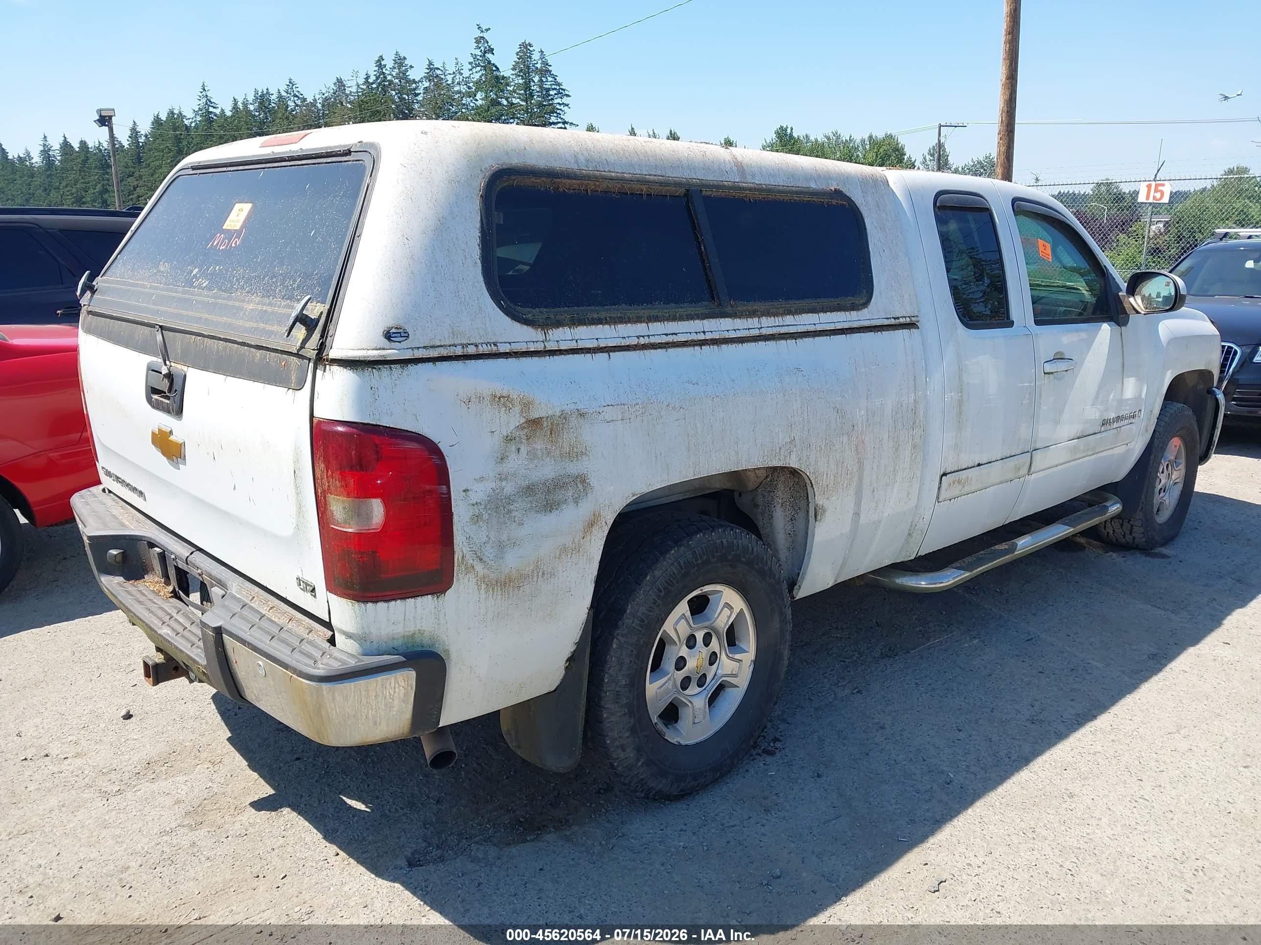 2007 Chevrolet Silverado 1500 Ltz White vin: 2GCEK19J271589794