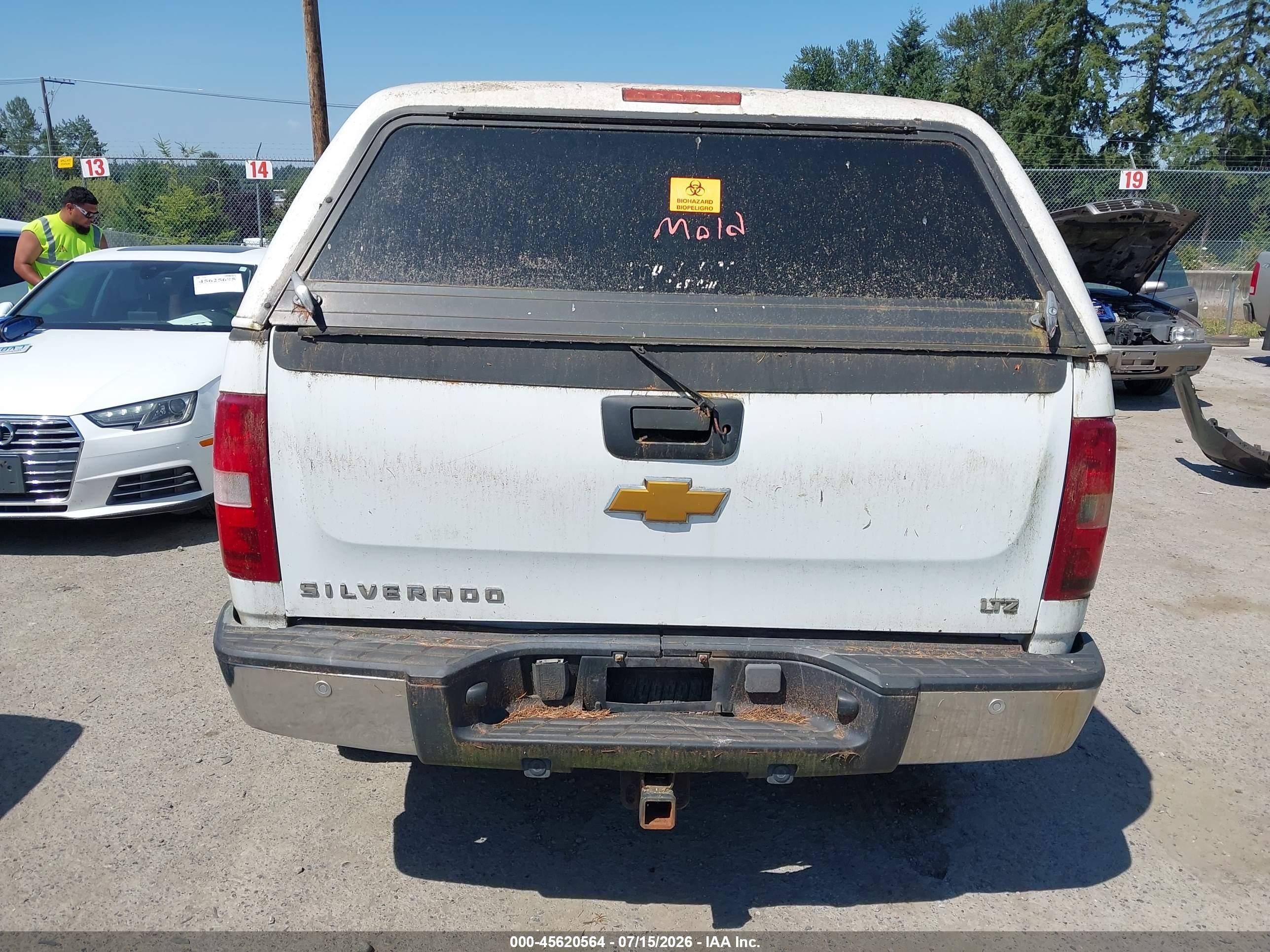 2007 Chevrolet Silverado 1500 Ltz White vin: 2GCEK19J271589794