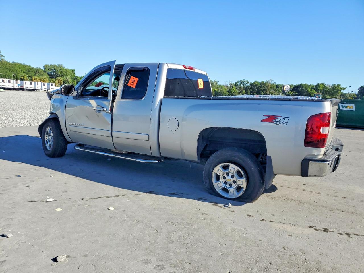 2007 Chevrolet Silverado K1500 Tan vin: 2GCEK19J271701476