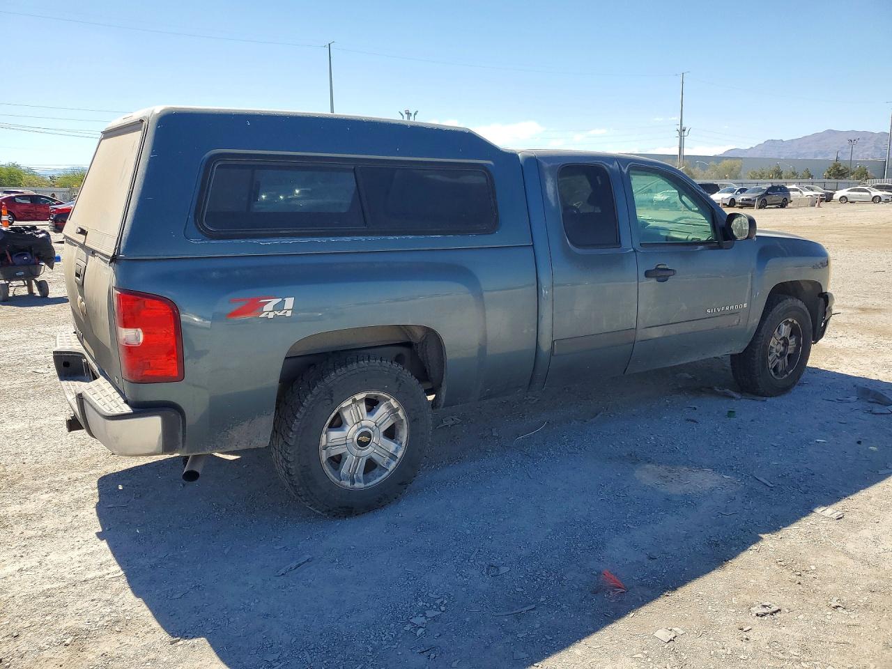 2008 Chevrolet Silverado K1500 Gray vin: 2GCEK19J281223822