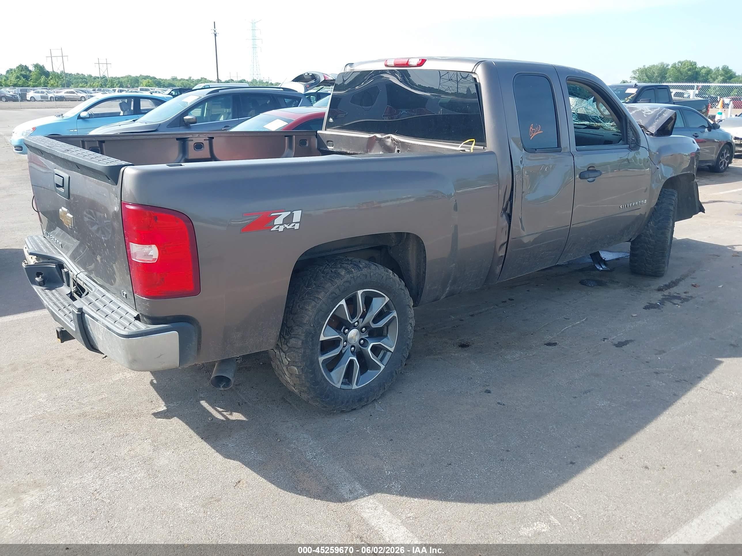 2007 Chevrolet Silverado 1500 Lt1 Коричневый vin: 2GCEK19J371654362