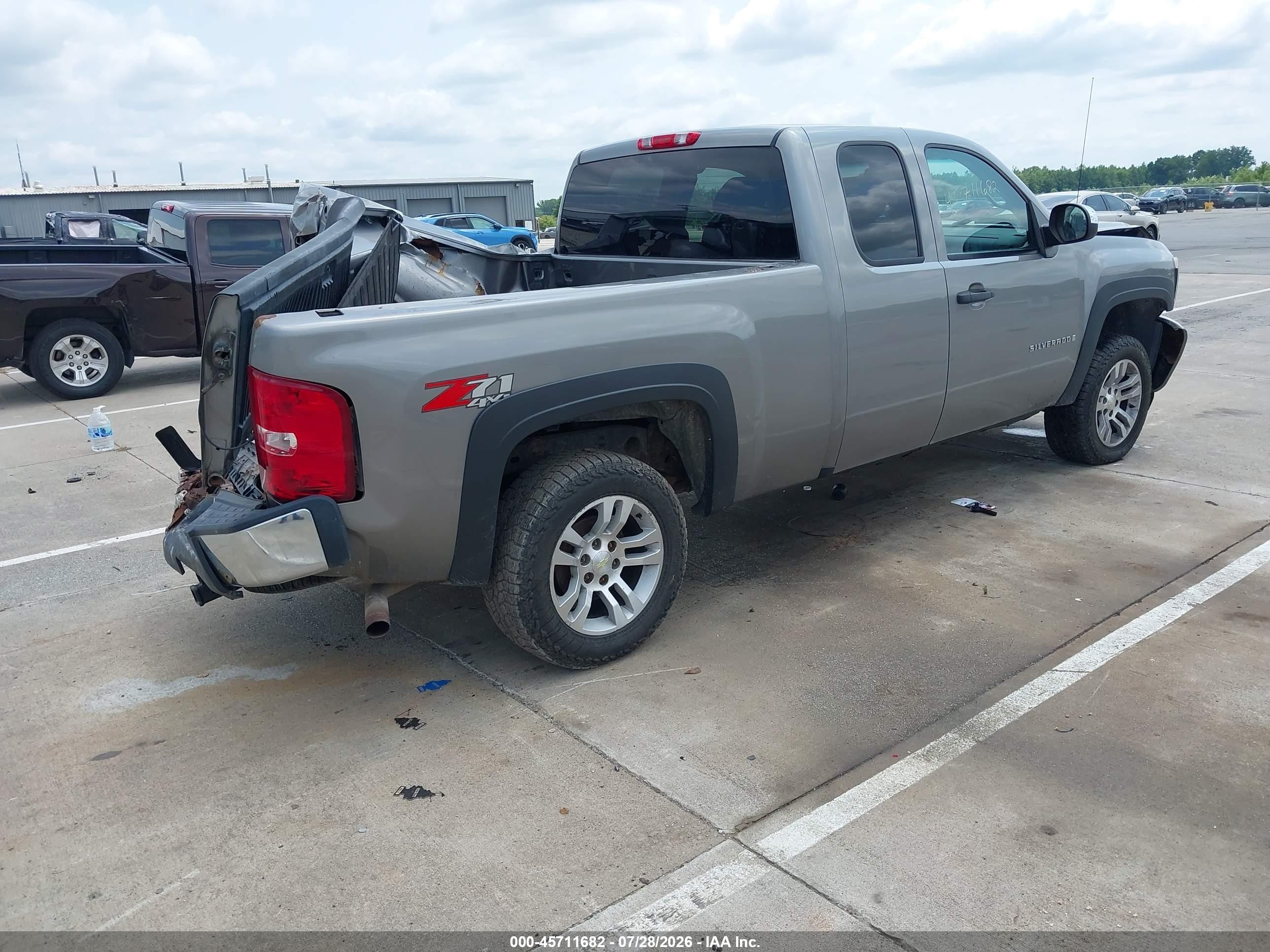 2008 Chevrolet Silverado 1500 Lt1 Silver vin: 2GCEK19J381213137