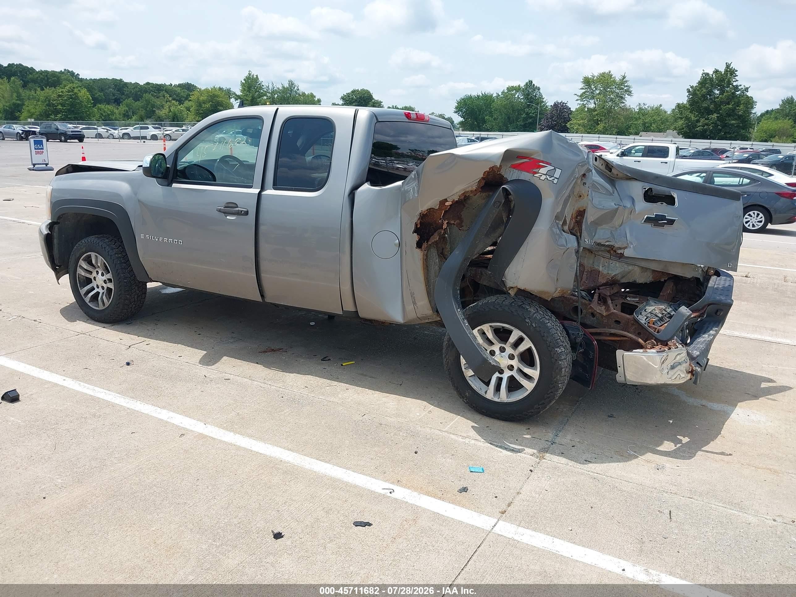 2008 Chevrolet Silverado 1500 Lt1 Silver vin: 2GCEK19J381213137