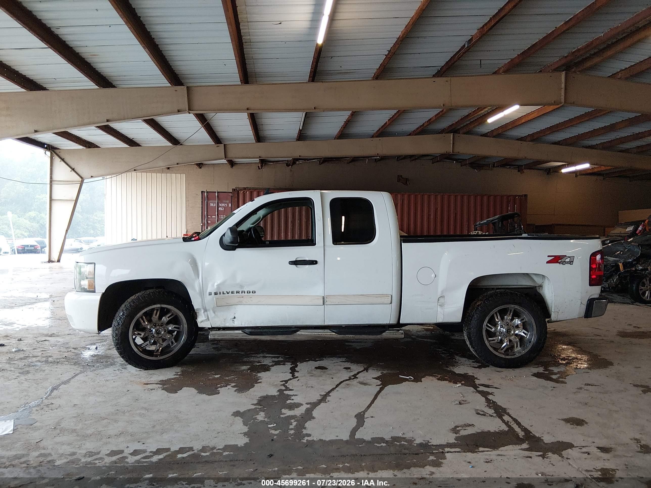2007 Chevrolet Silverado 1500 Lt1 White vin: 2GCEK19J471611438