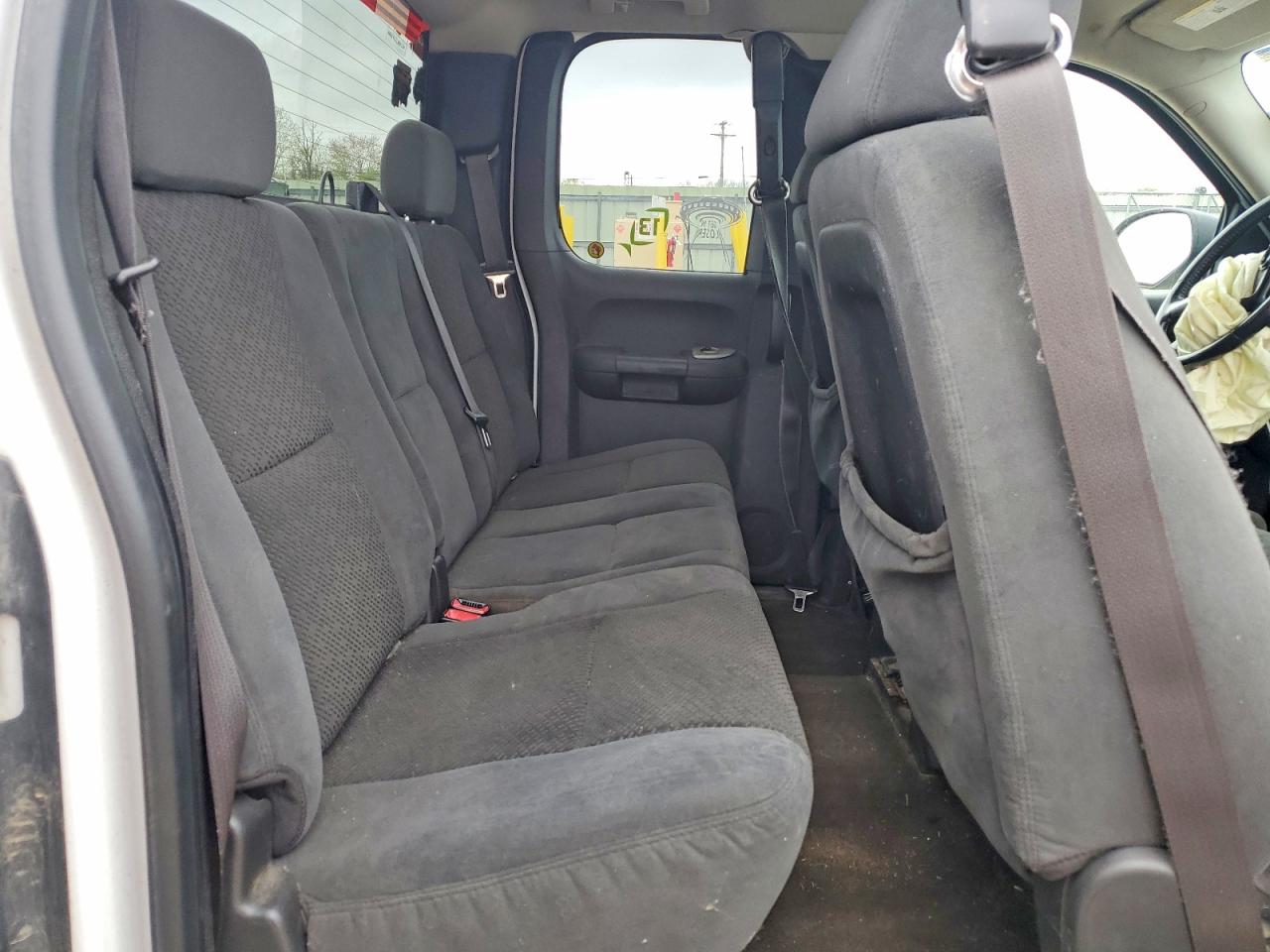 2007 Chevrolet Silverado White vin: 2GCEK19J471675768