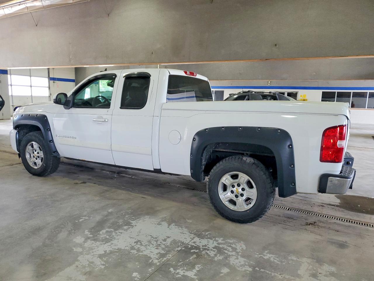 2008 Chevrolet Silverado K1500 Белый vin: 2GCEK19J481175417