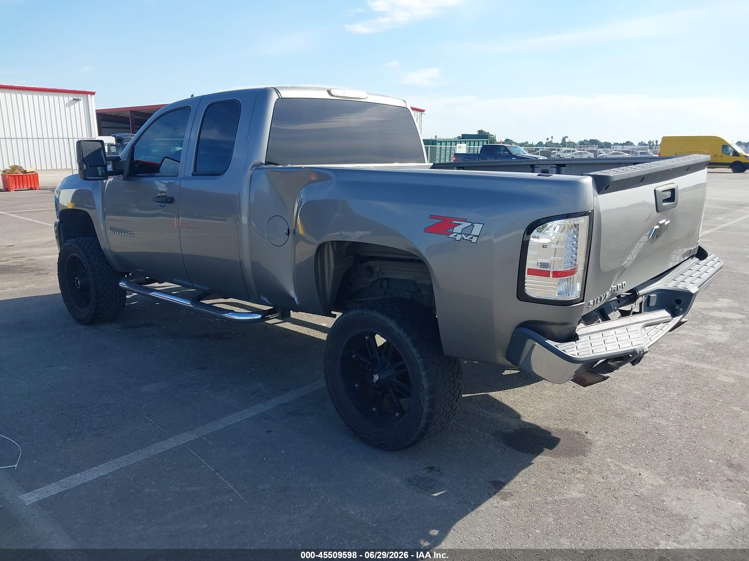 2008 Chevrolet Silverado 1500 Lt1 Silver vin: 2GCEK19J481208903