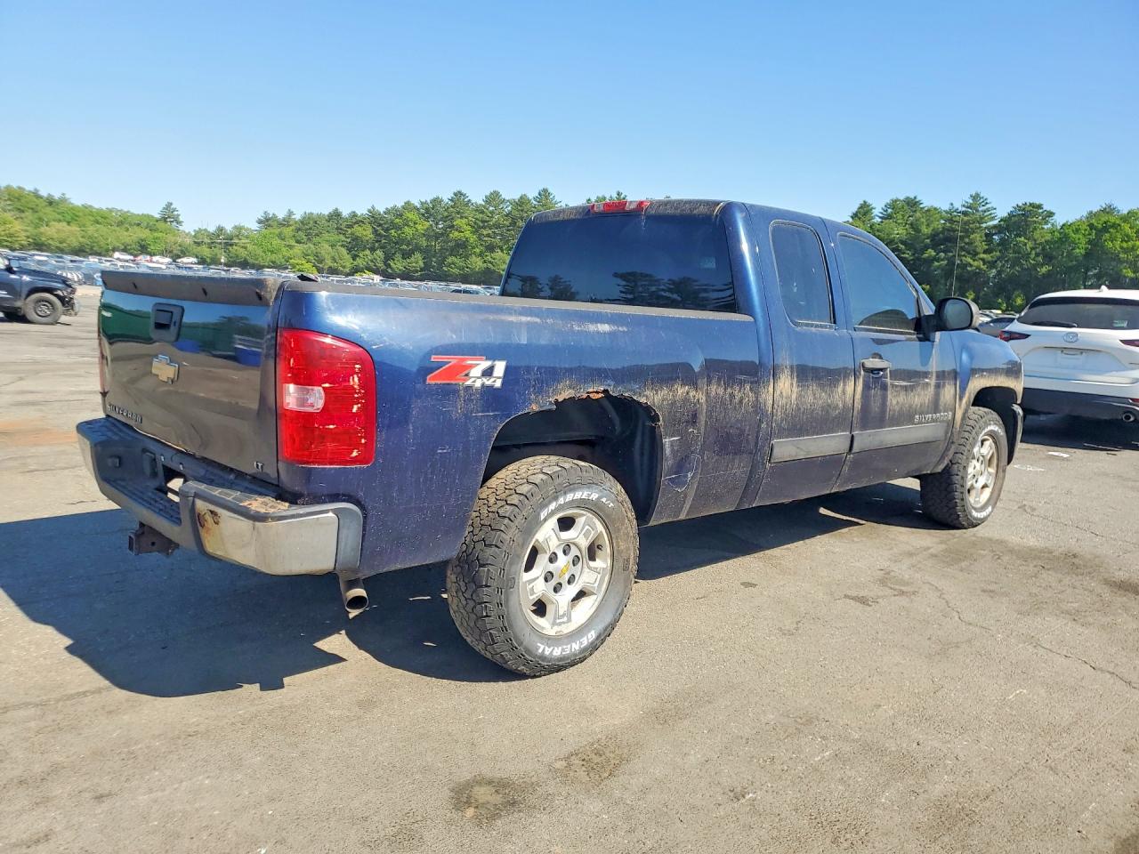 2008 Chevrolet Silverado K1500 Синий vin: 2GCEK19J481311139