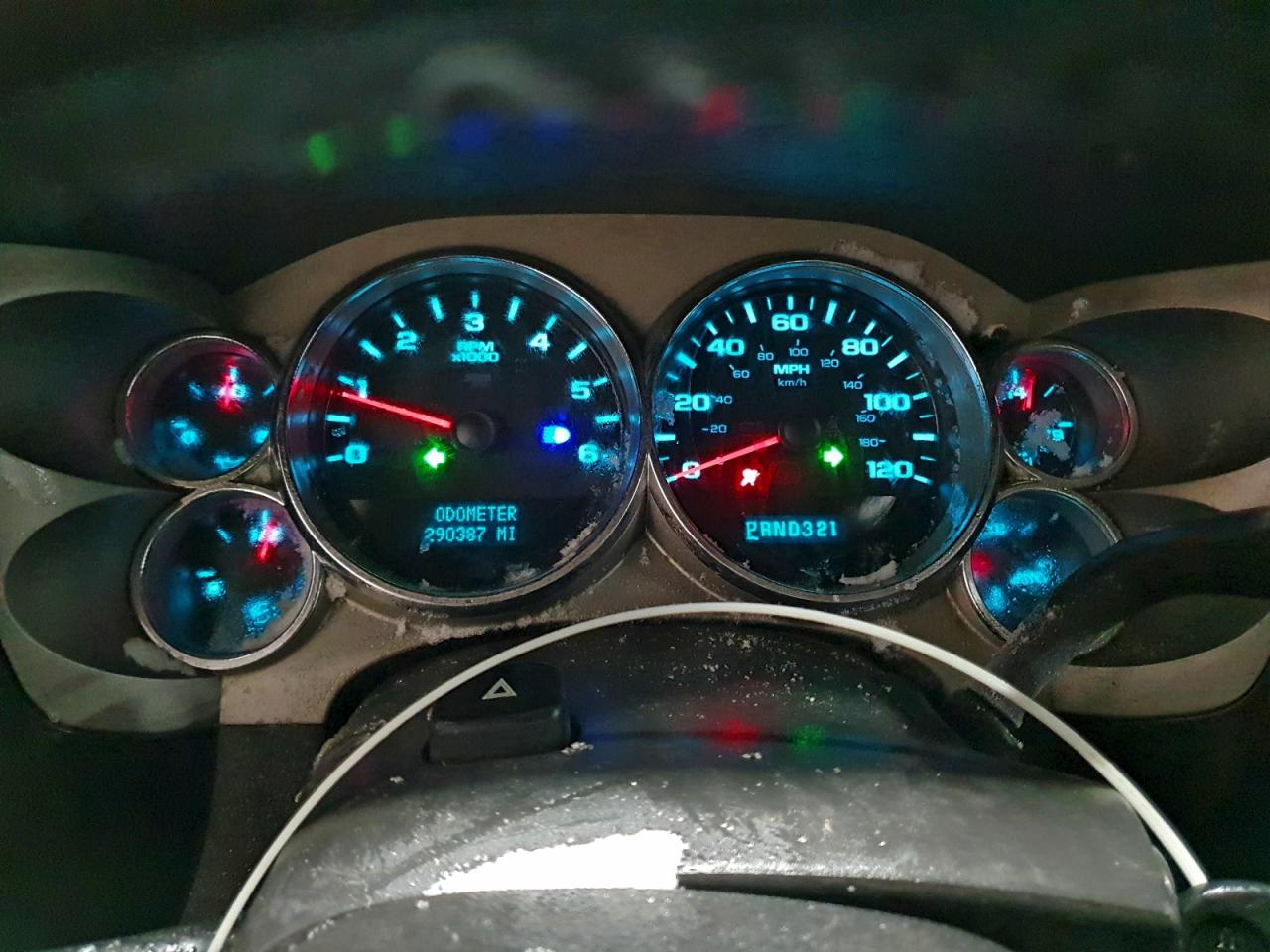 2007 Chevrolet Silverado K1500 Burgundy vin: 2GCEK19J571614347