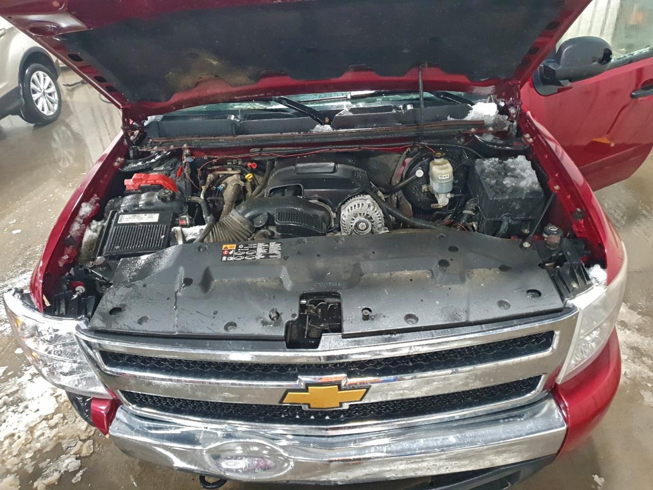 2007 Chevrolet Silverado K1500 Burgundy vin: 2GCEK19J571614347