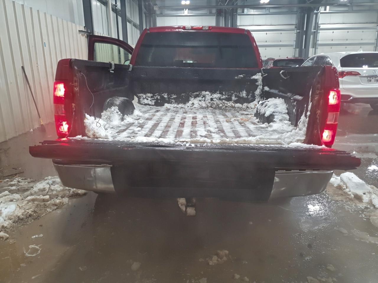 2007 Chevrolet Silverado K1500 Burgundy vin: 2GCEK19J571614347