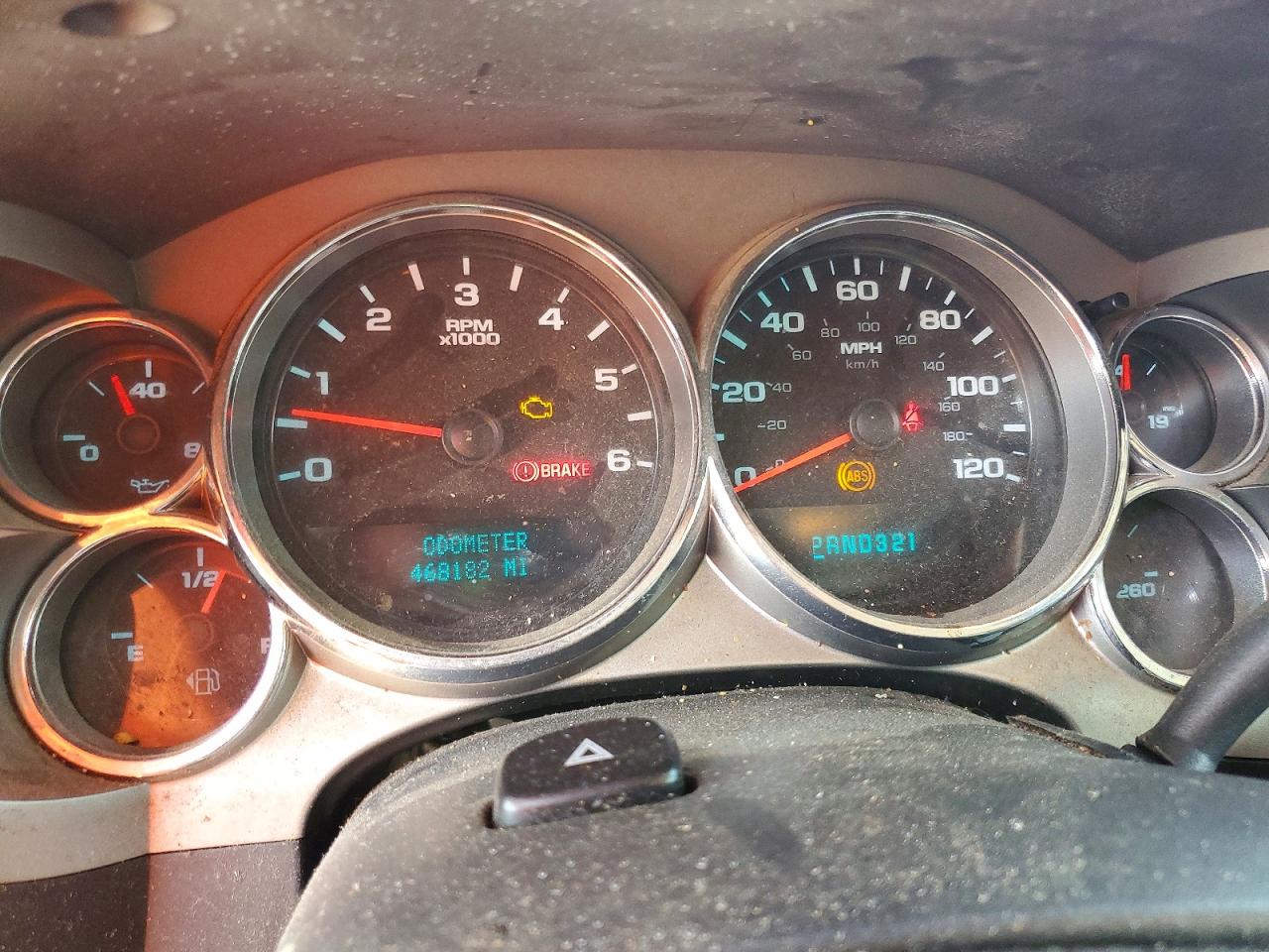 2008 Chevrolet Silverado K1500 White vin: 2GCEK19J581292763