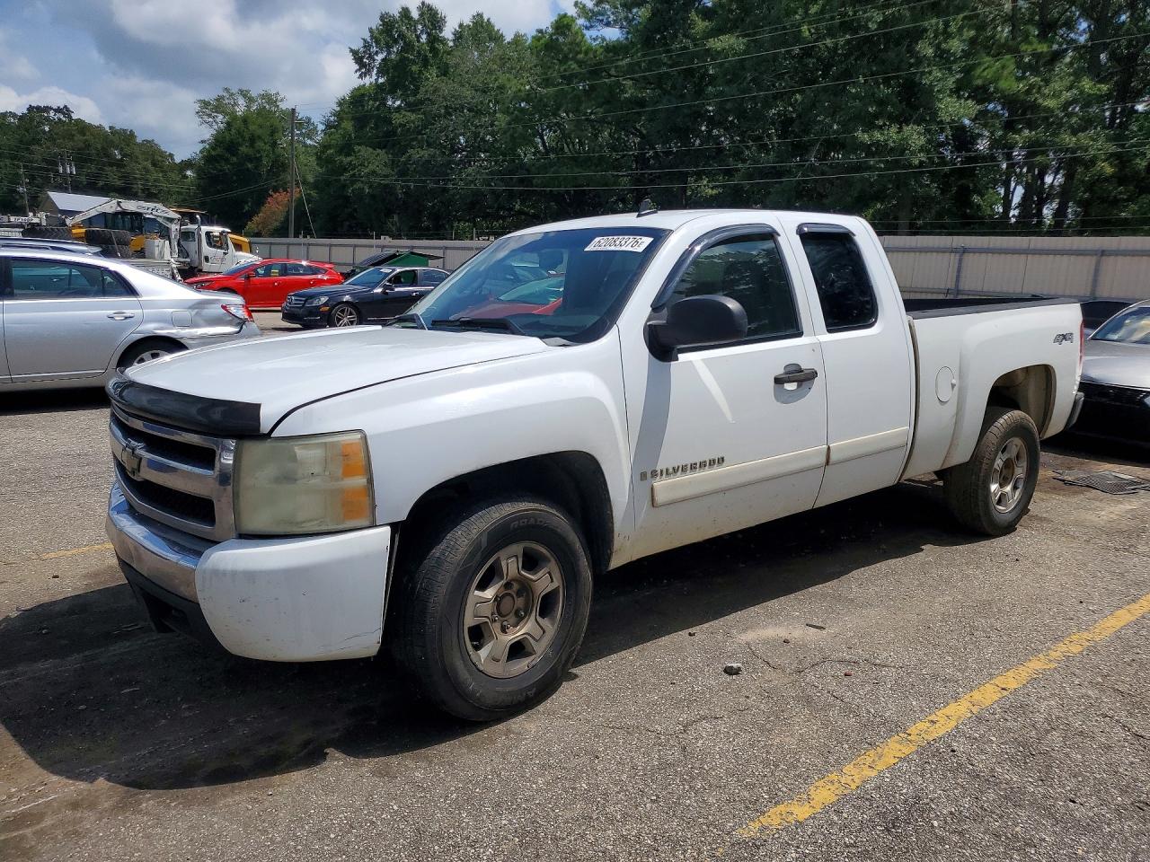 2008 Chevrolet Silverado K1500 White vin: 2GCEK19J581292763