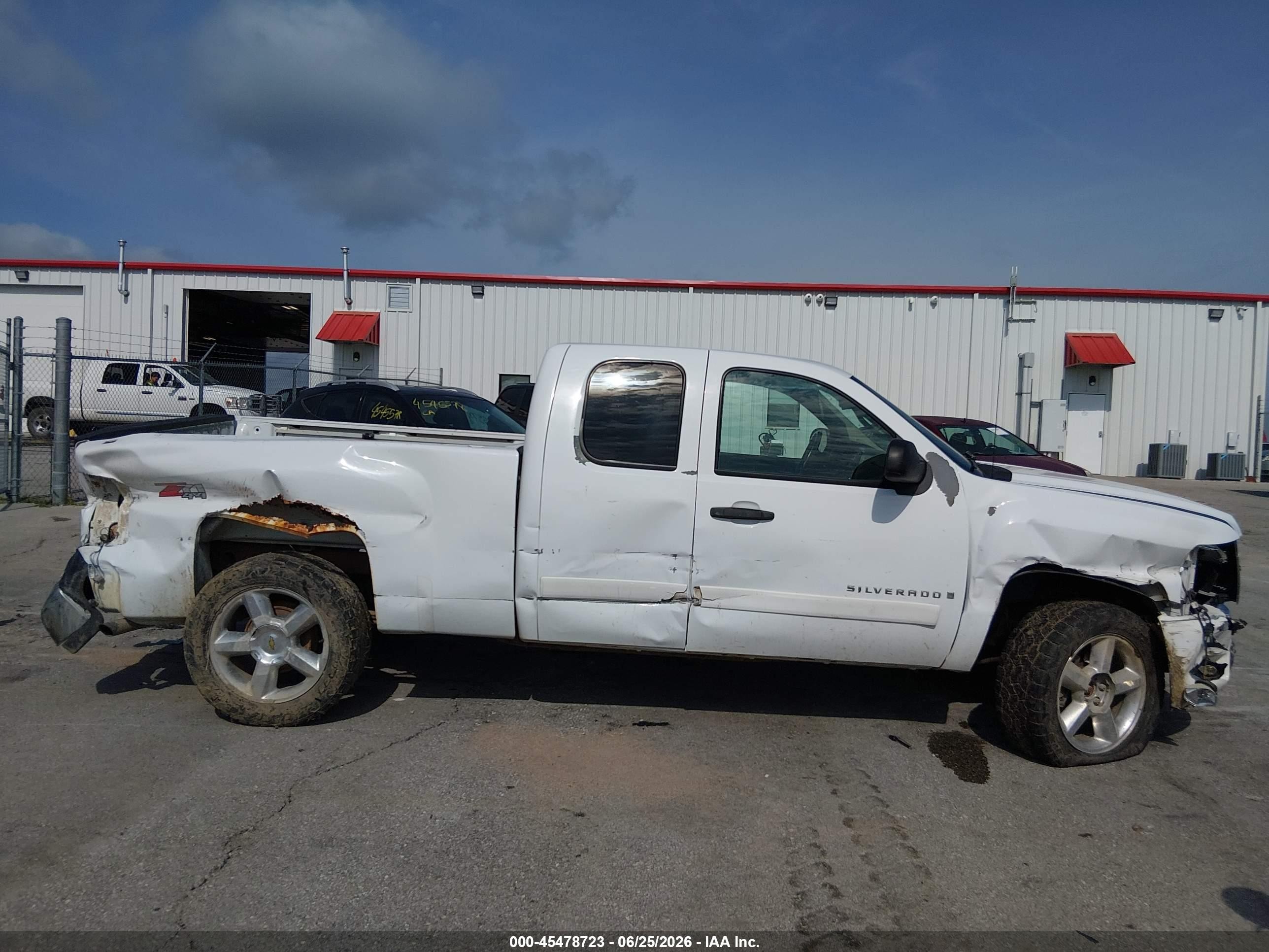 2008 Chevrolet Silverado 1500 Lt1 White vin: 2GCEK19J581306483