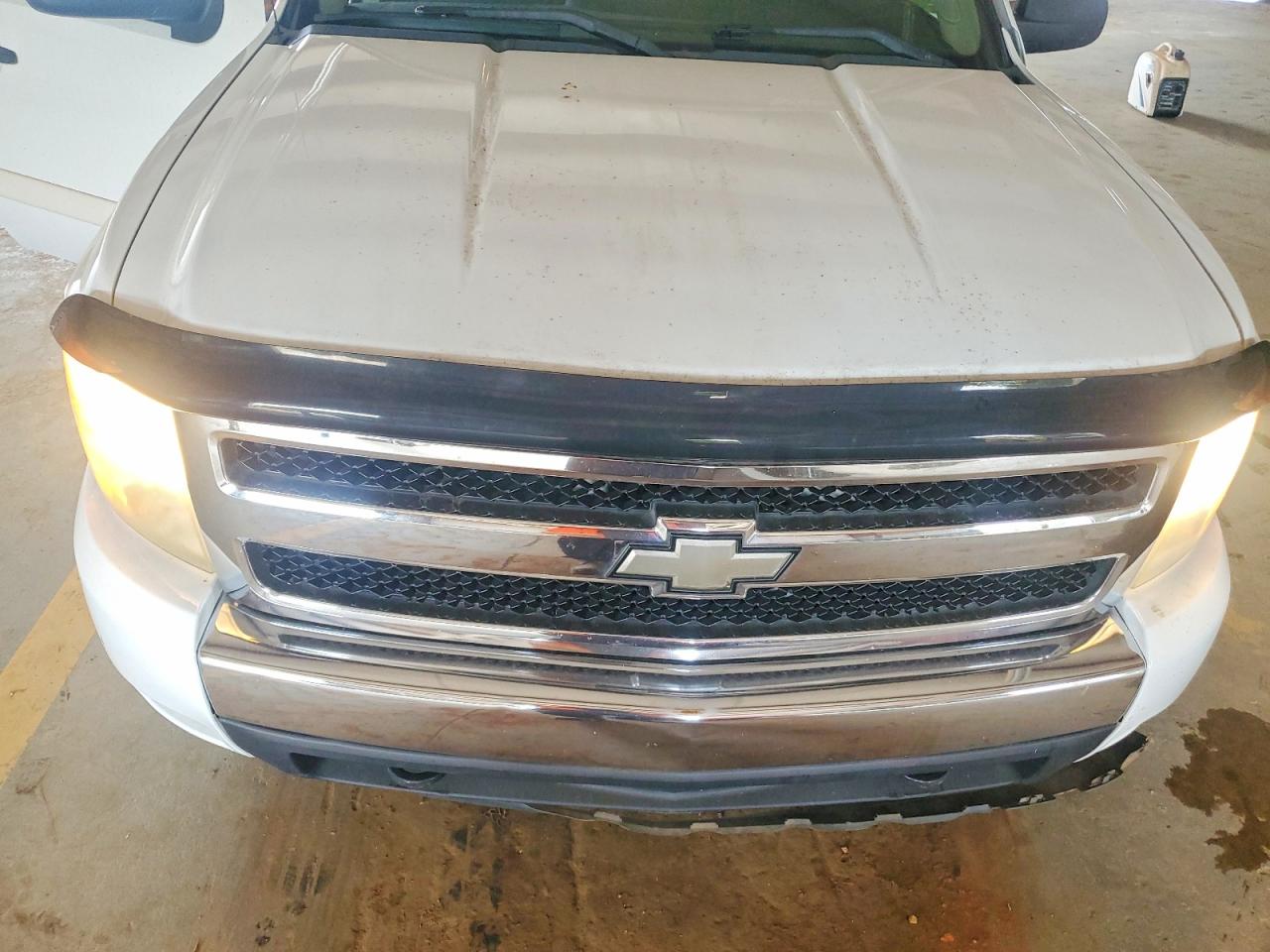 2008 Chevrolet Silverado K1500 Белый vin: 2GCEK19J781319199