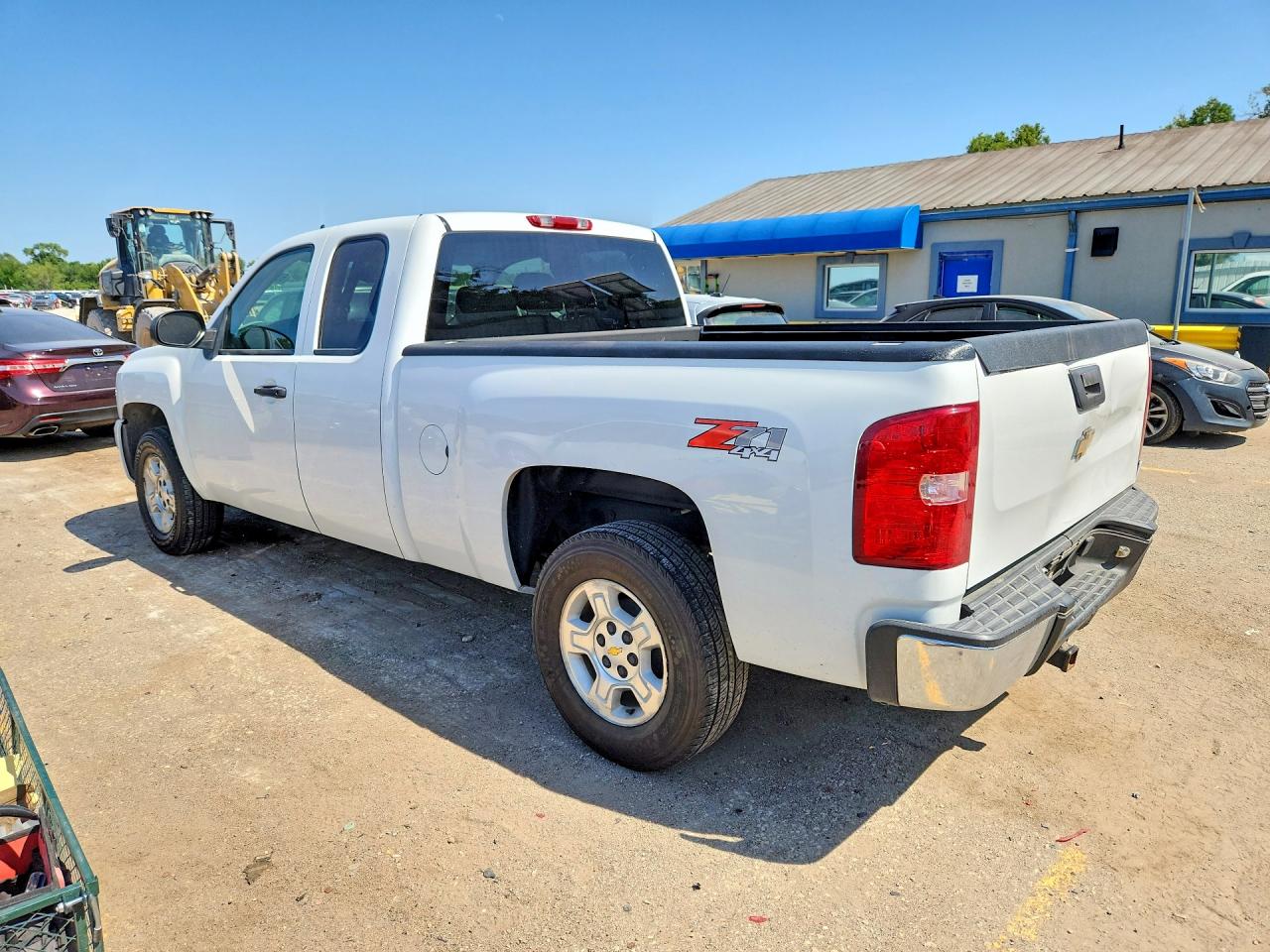 2007 Chevrolet Silverado K1500 White vin: 2GCEK19J871704060