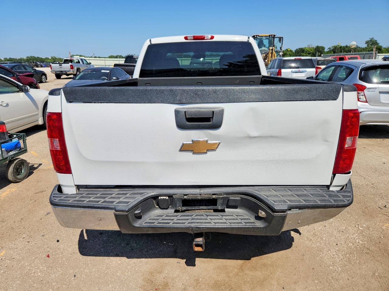 2007 Chevrolet Silverado K1500 White vin: 2GCEK19J871704060