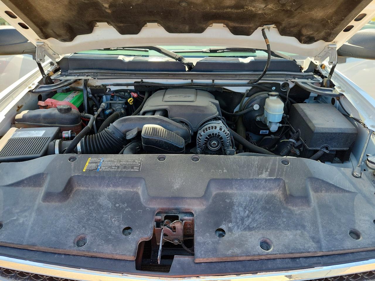 2007 Chevrolet Silverado K1500 White vin: 2GCEK19J871704060