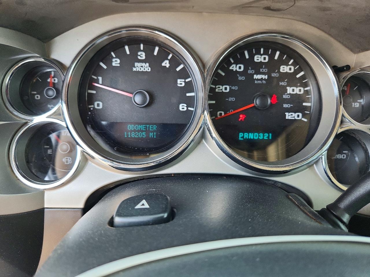 2007 Chevrolet Silverado K1500 White vin: 2GCEK19J871704060