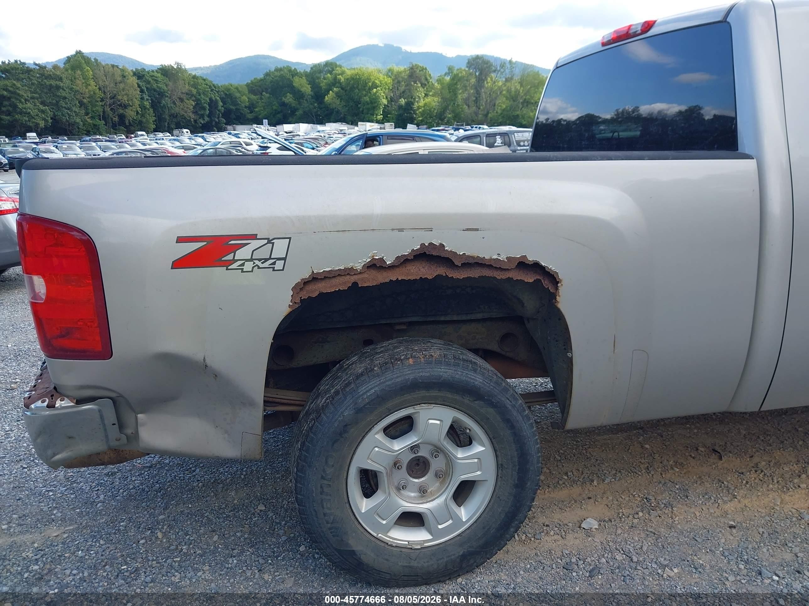 2007 Chevrolet Silverado 1500 Lt1 Серебряный vin: 2GCEK19J971613718