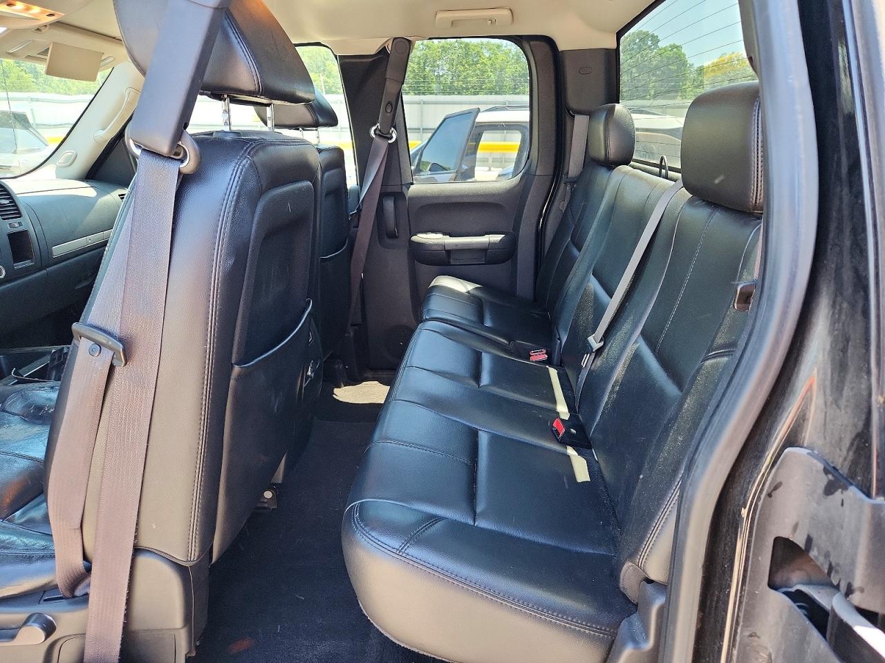 2007 Chevrolet Silverado K1500 Black vin: 2GCEK19J971640756