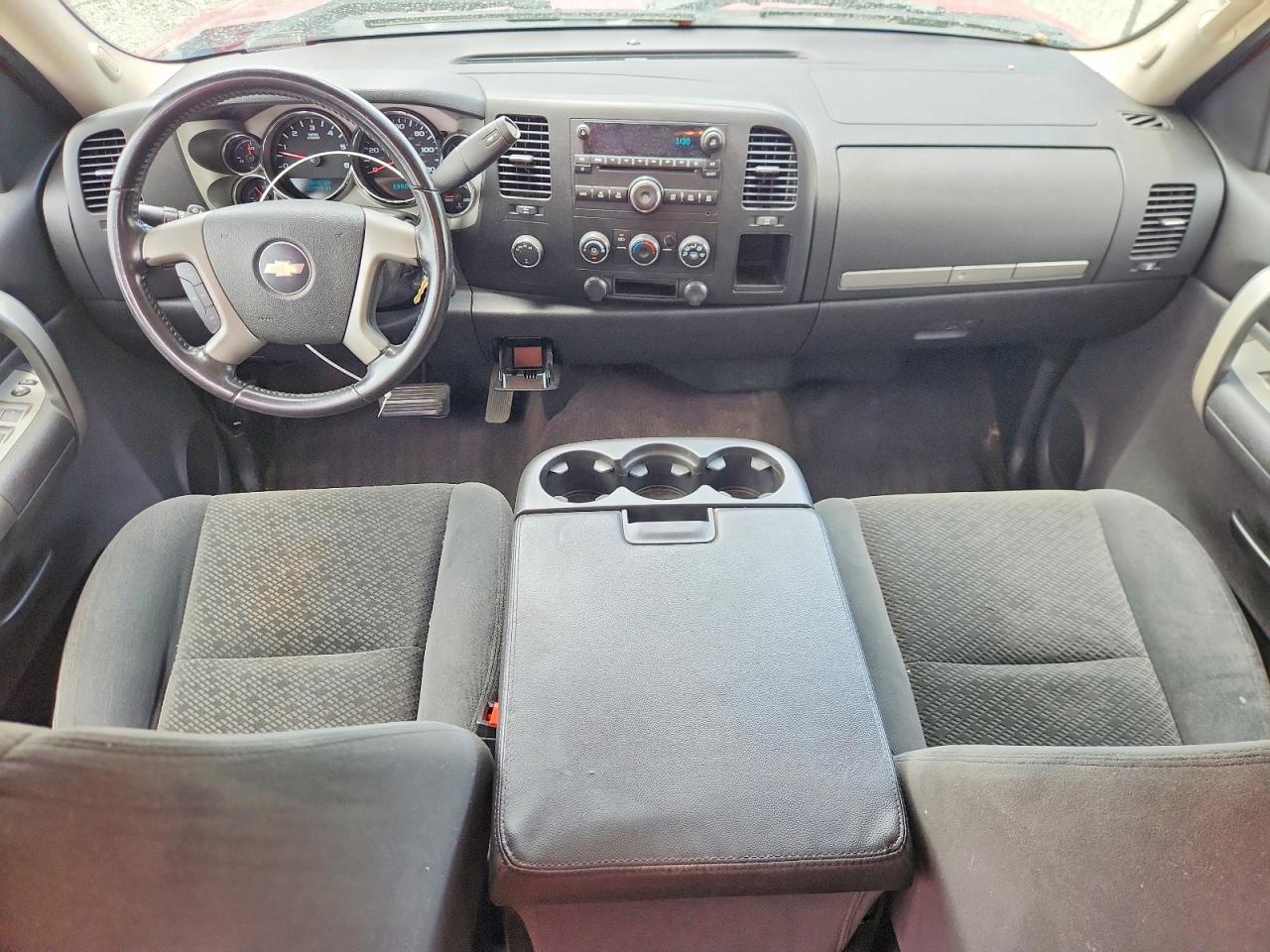 2008 Chevrolet Silverado K1500 Red vin: 2GCEK19JX81272623