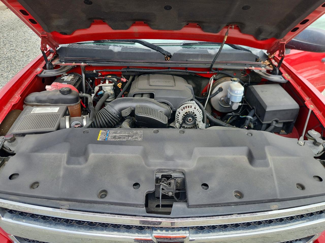 2008 Chevrolet Silverado K1500 Red vin: 2GCEK19JX81272623