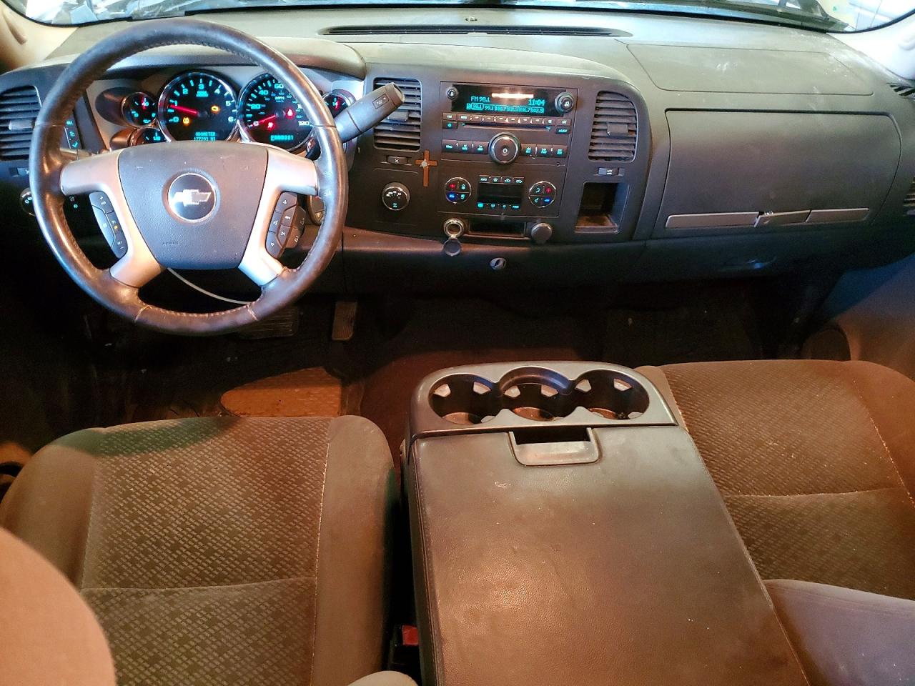 2008 Chevrolet Silverado K1500 Silver vin: 2GCEK19JX81303885